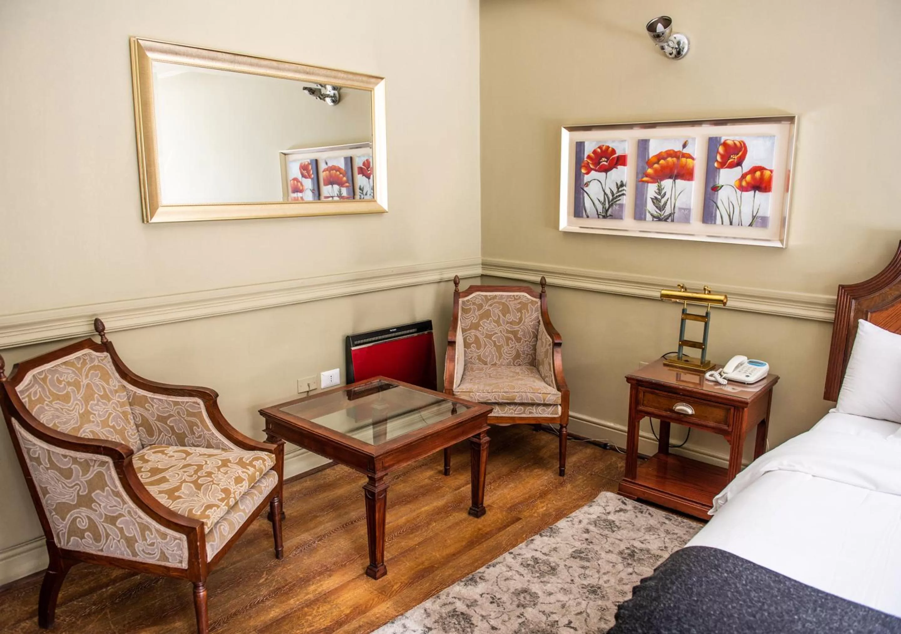 Bed in Hotel Casa Zañartu