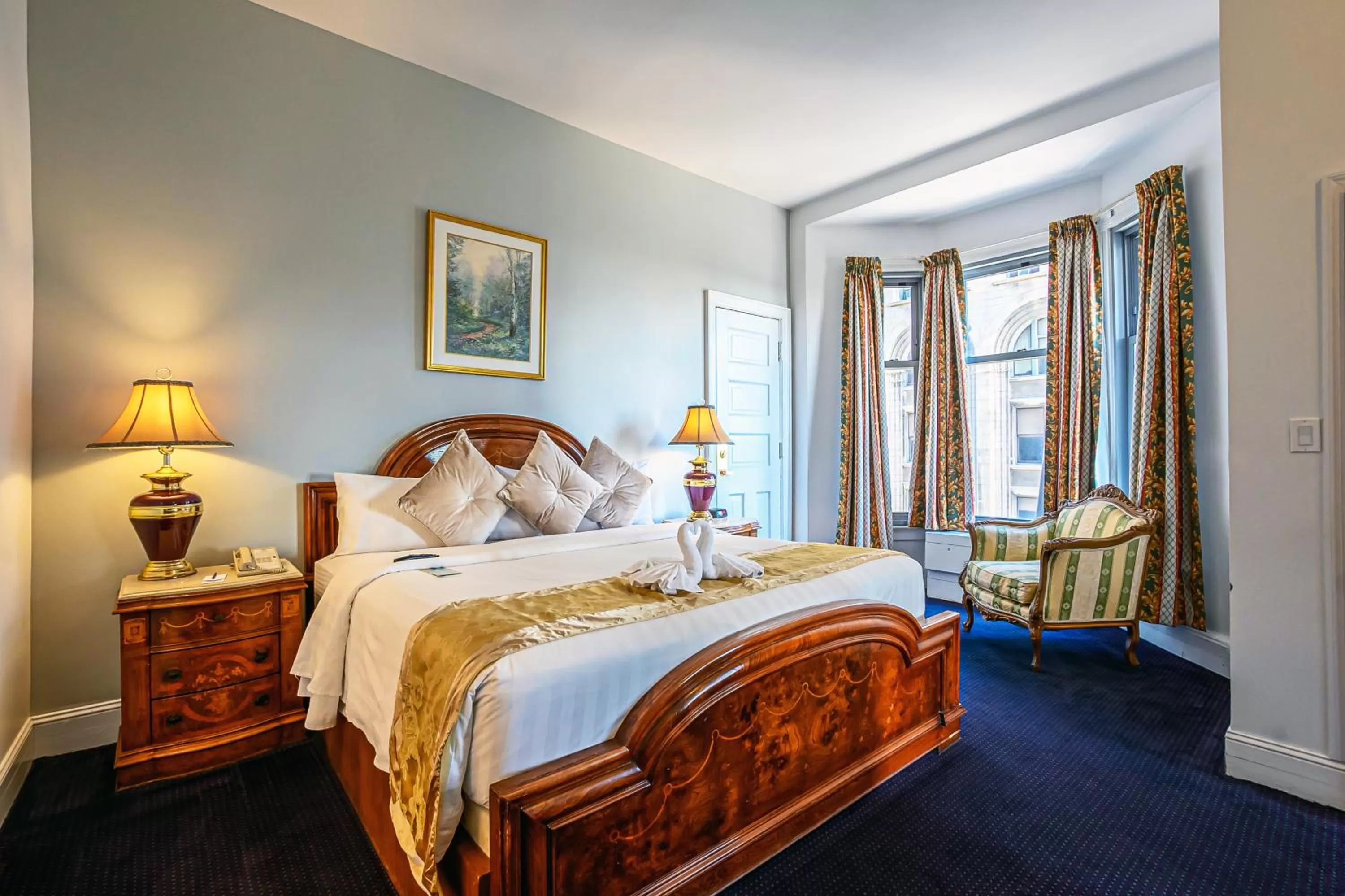 King Suite with Lake View in Congress Plaza Hotel Chicago