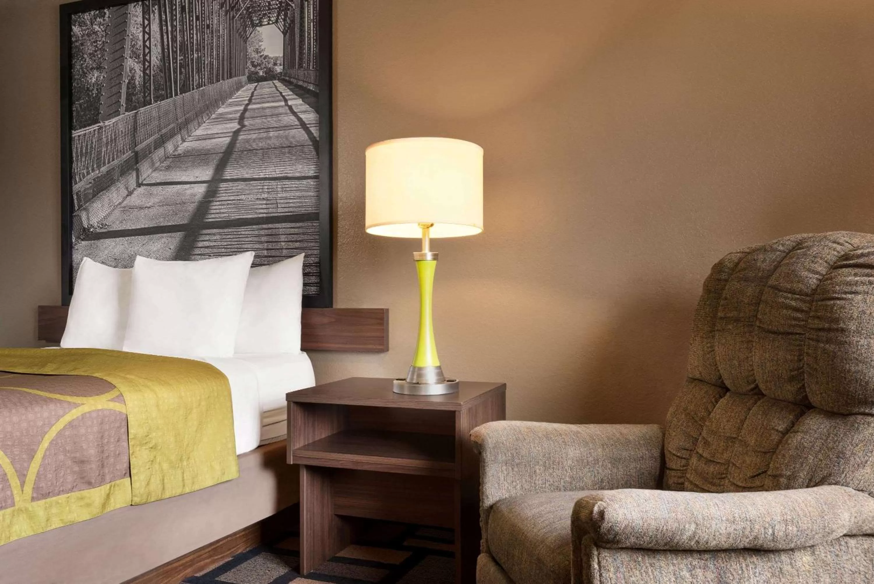 Photo of the whole room, Bed in Super 8 by Wyndham Akron S/Green/Uniontown OH