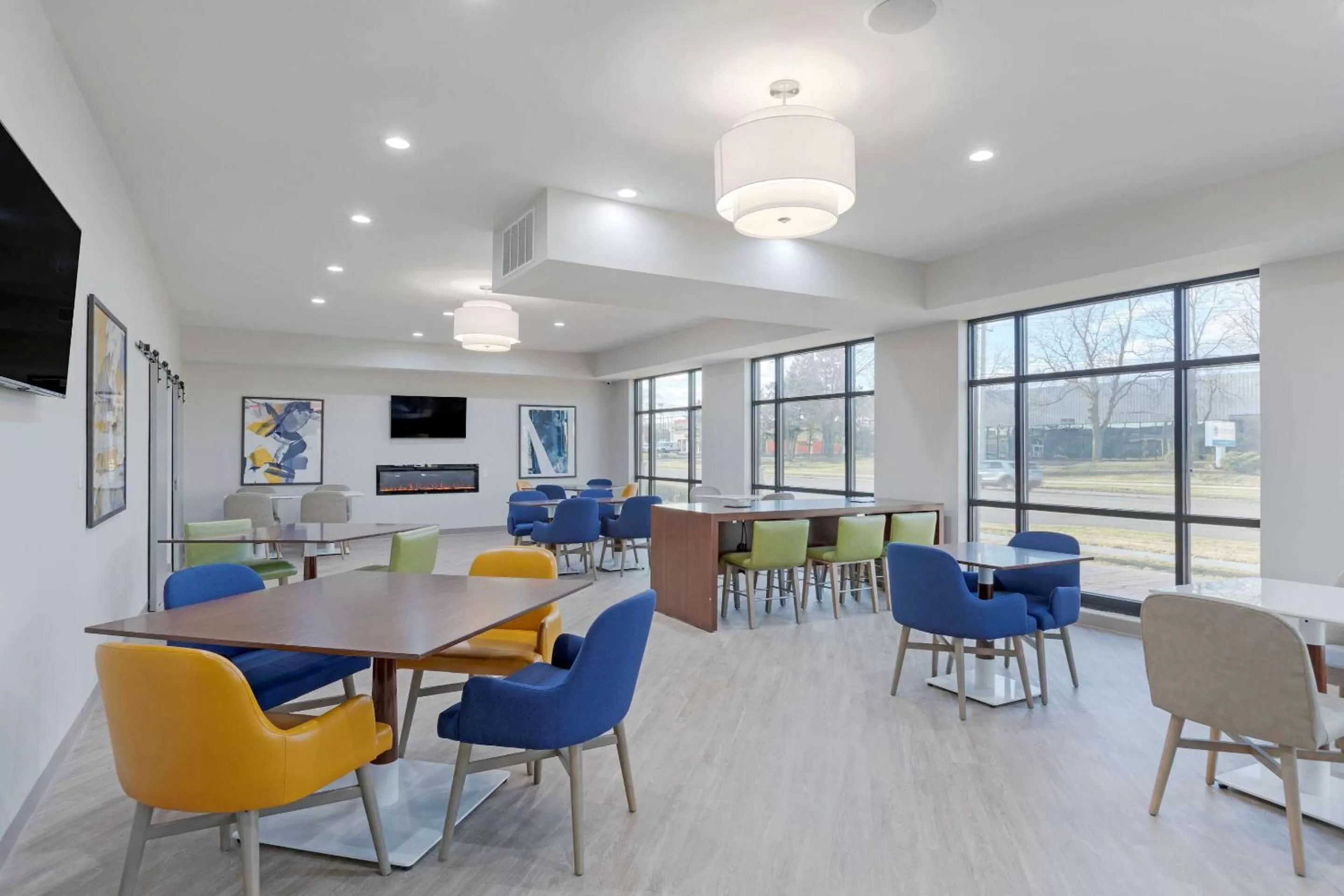 Breakfast in Comfort Inn Detroit - Troy