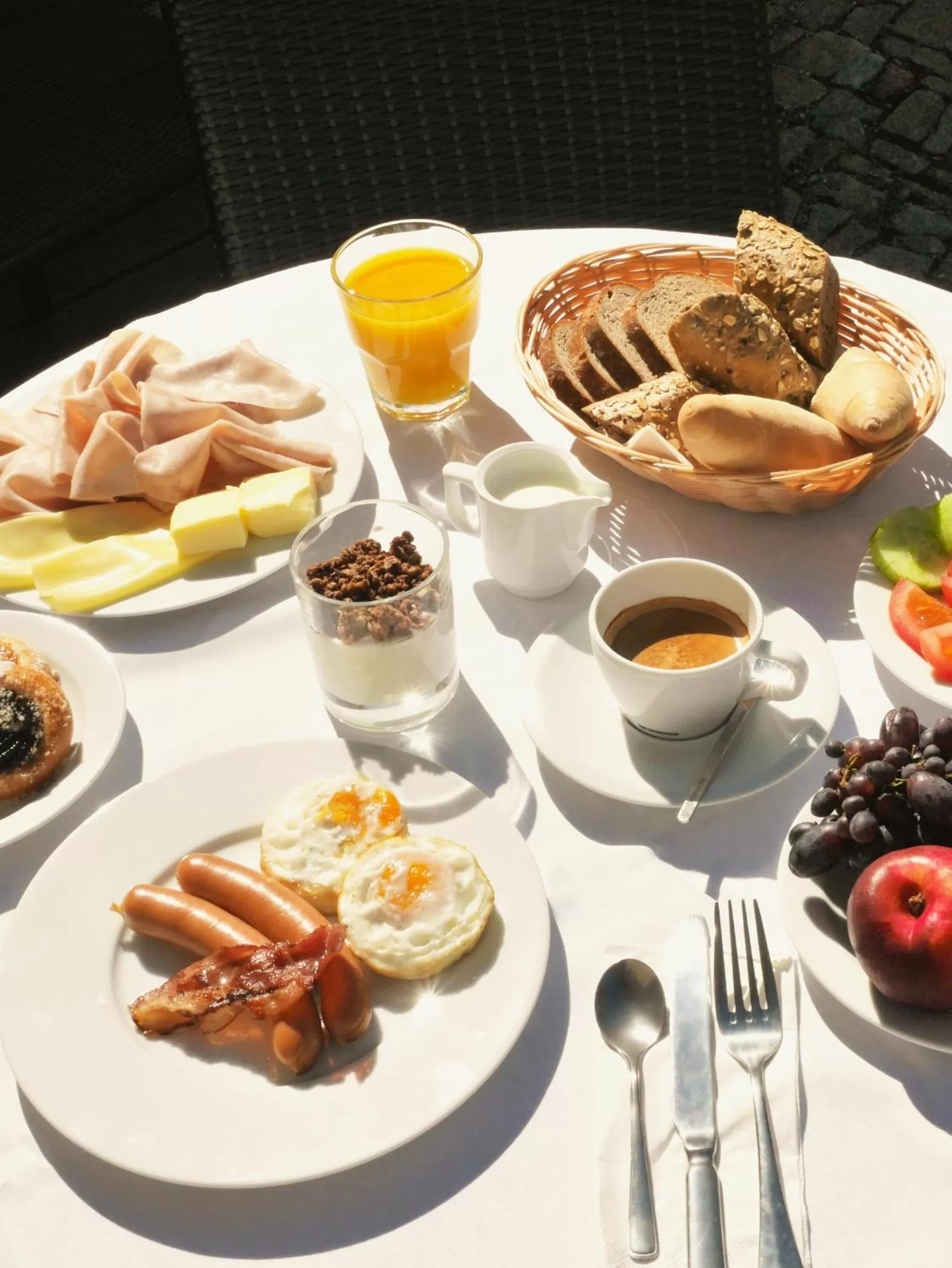 Breakfast in Bellevue Hotel Benešov