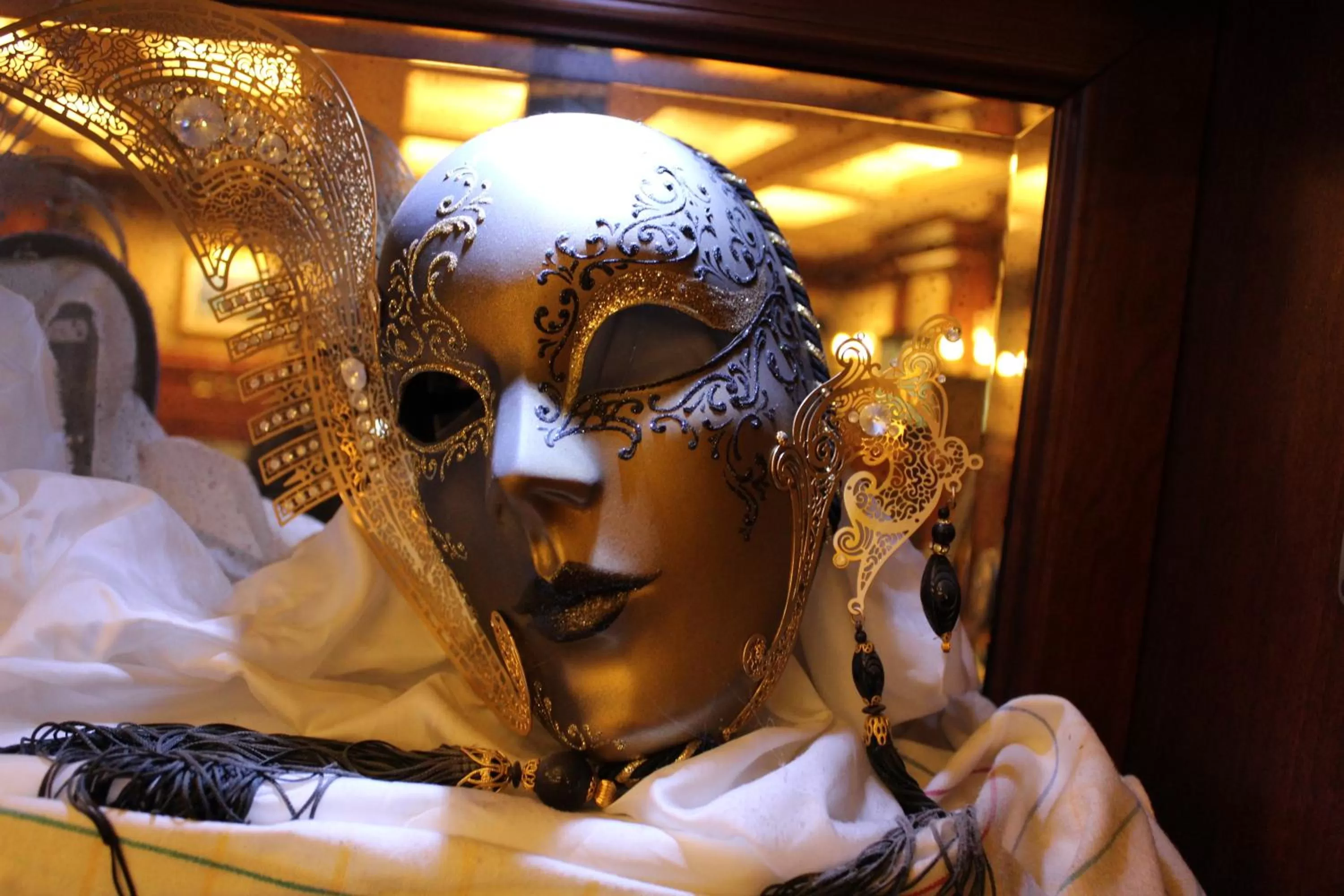 Decorative detail in Royal San Marco Hotel