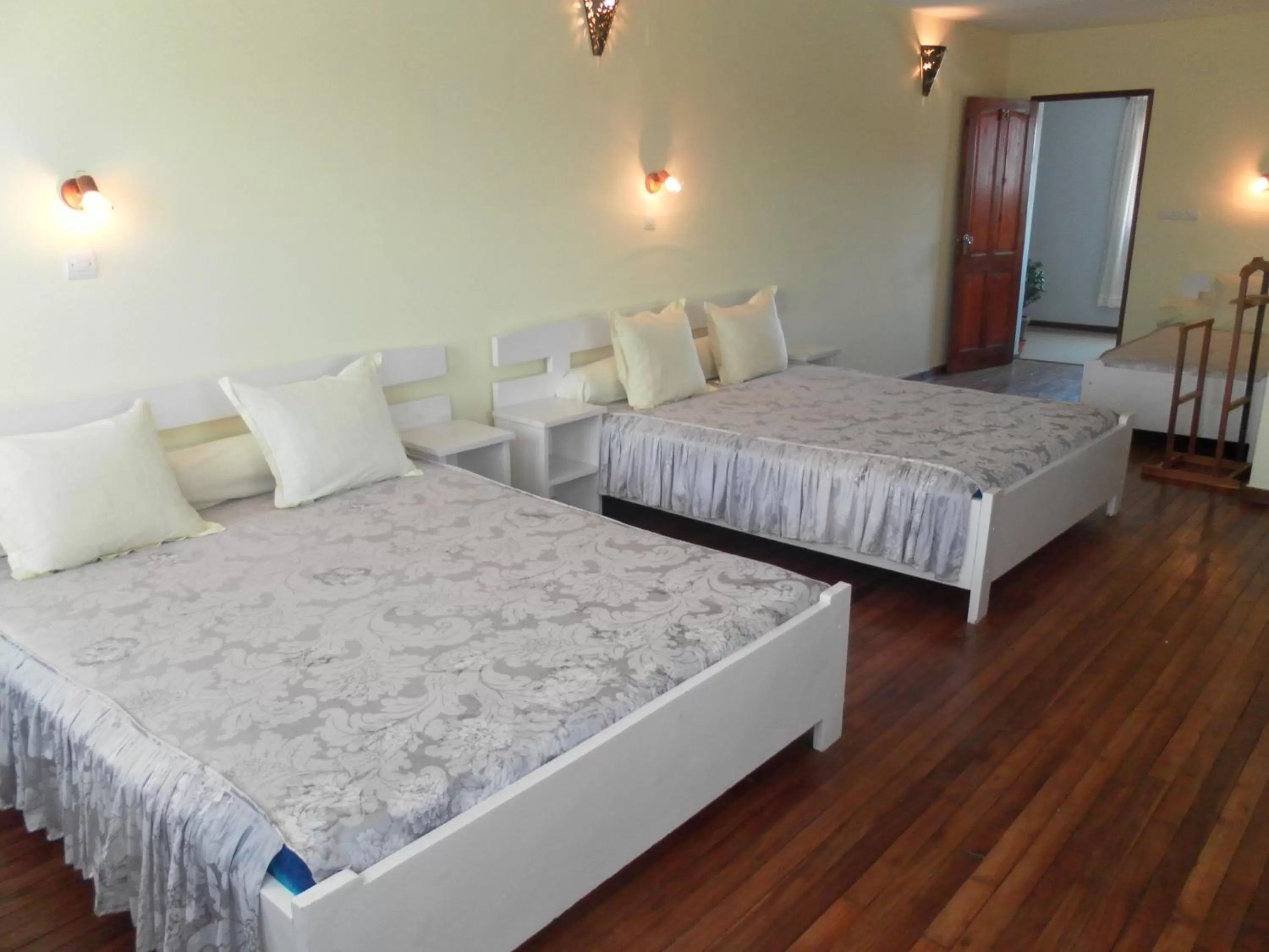 Bedroom, Bed in Antsirabe Hotel