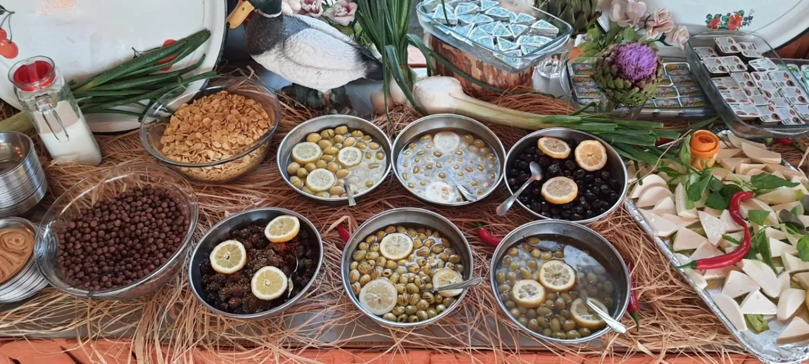 Restaurant/places to eat in Grand Yayla Hotel