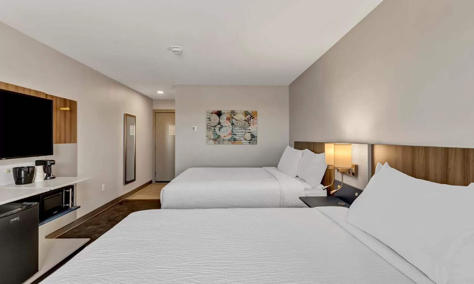 Bedroom, Bed in Holiday Inn Express & Suites George - Quincy South by IHG
