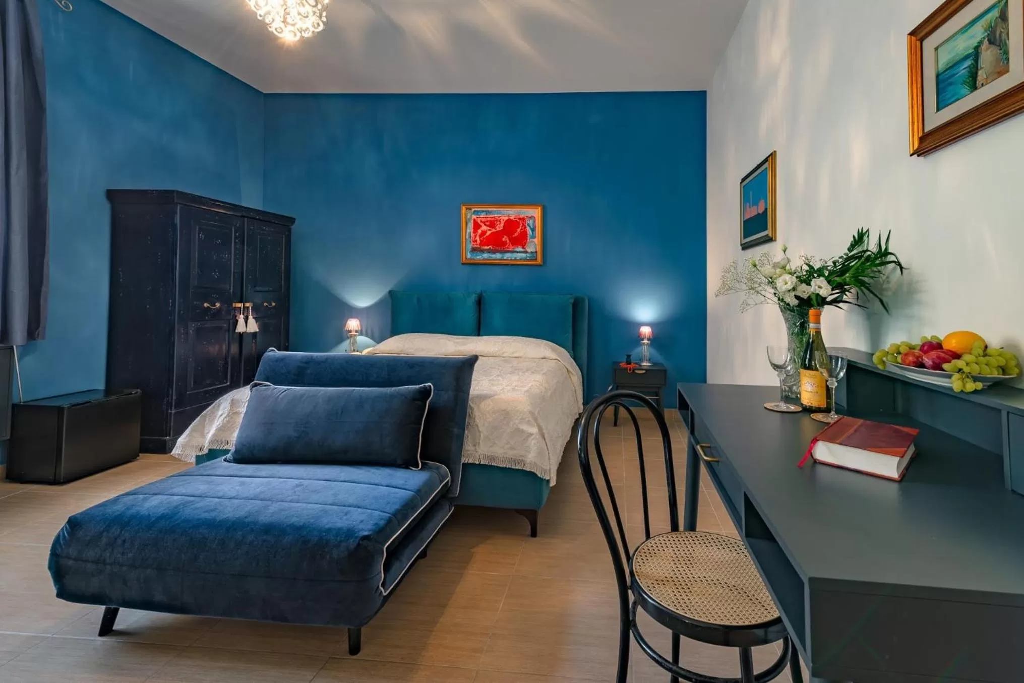 Photo of the whole room, Bed in B&B TOMMASO FAZELLO SCIACCA Residenza artistica