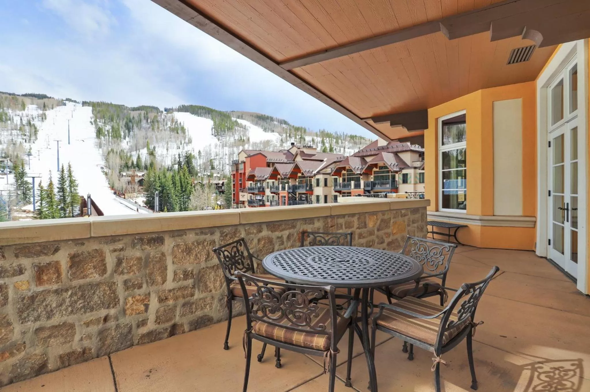 Balcony/Terrace in The Arrabelle at Vail Square, a RockResort