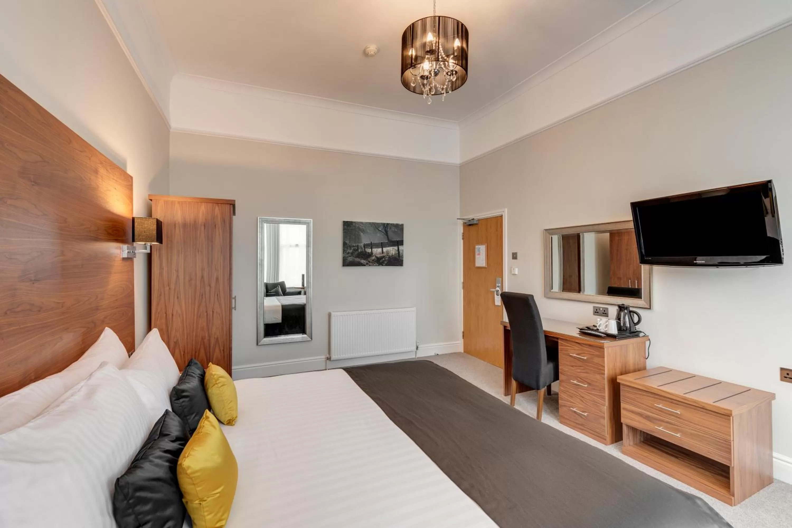 Photo of the whole room, Bed in New Continental Hotel; Sure Hotel Collection by Best Western