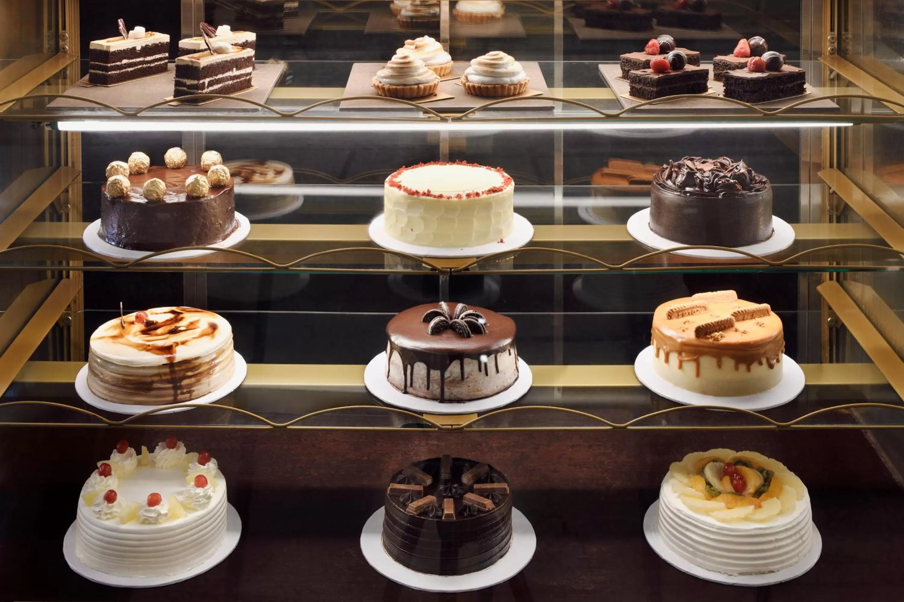 Restaurant/places to eat in Mövenpick Hotel Karachi