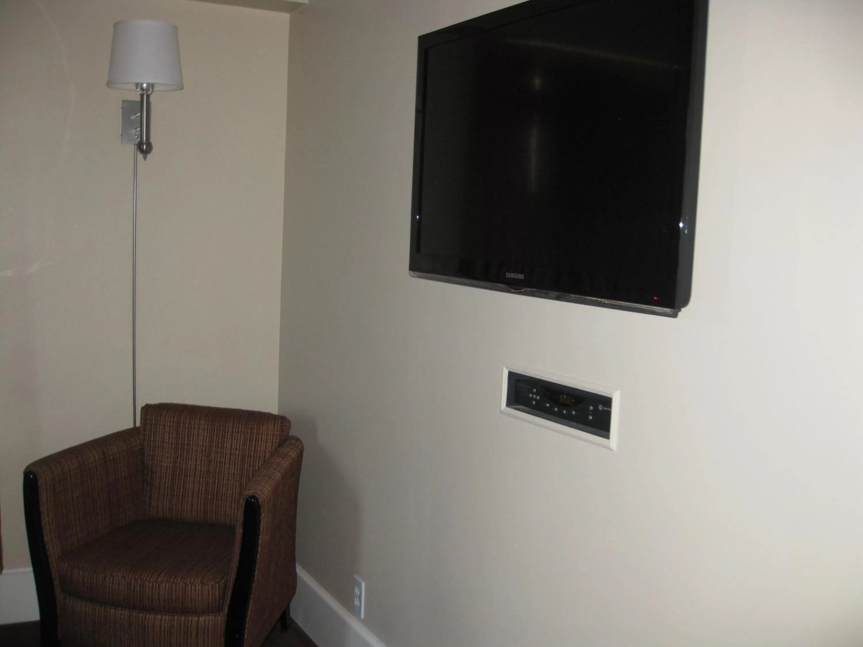 TV and multimedia in Glynmill Inn