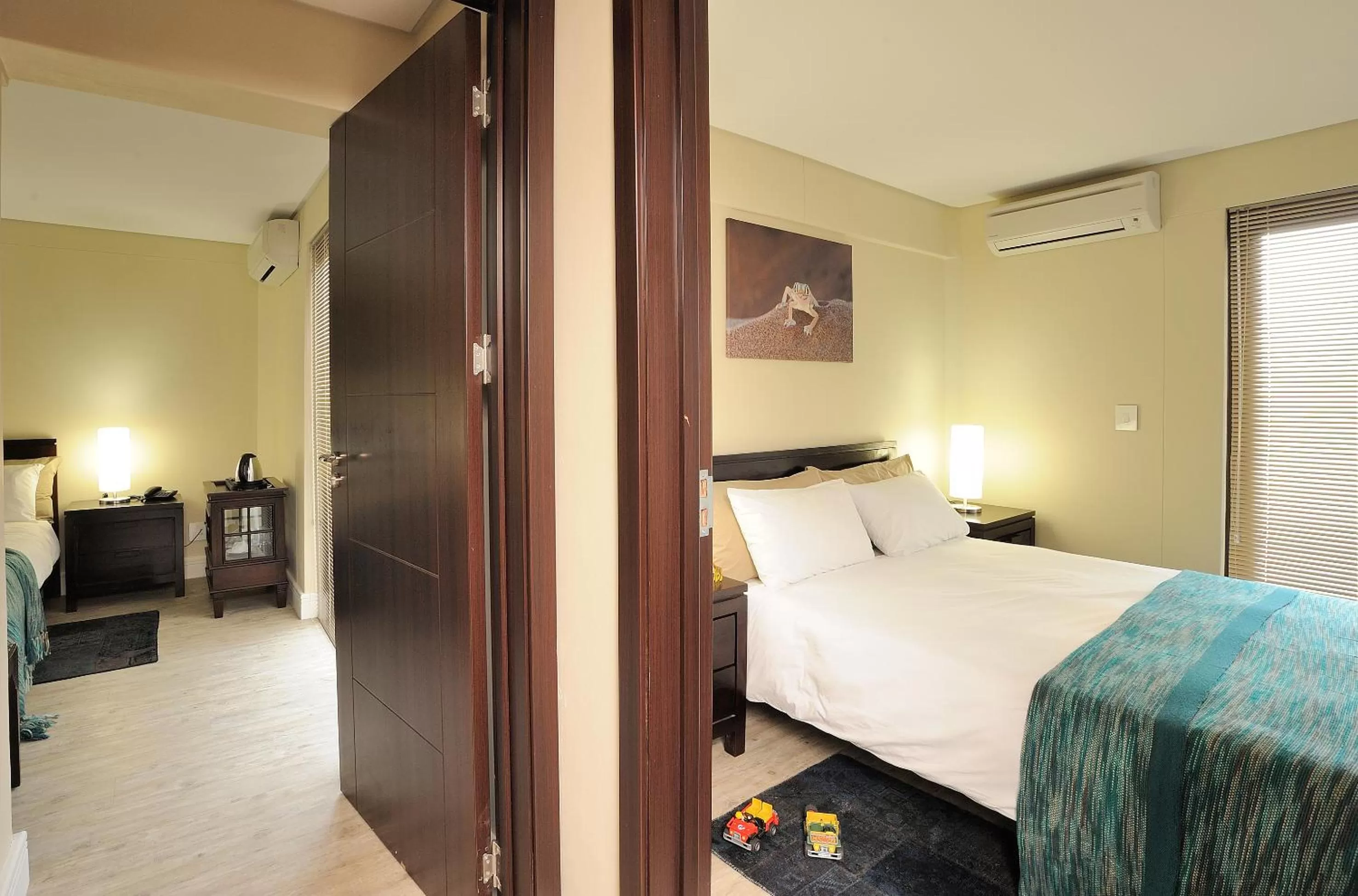 Property building, Bed in Beach Hotel Swakopmund