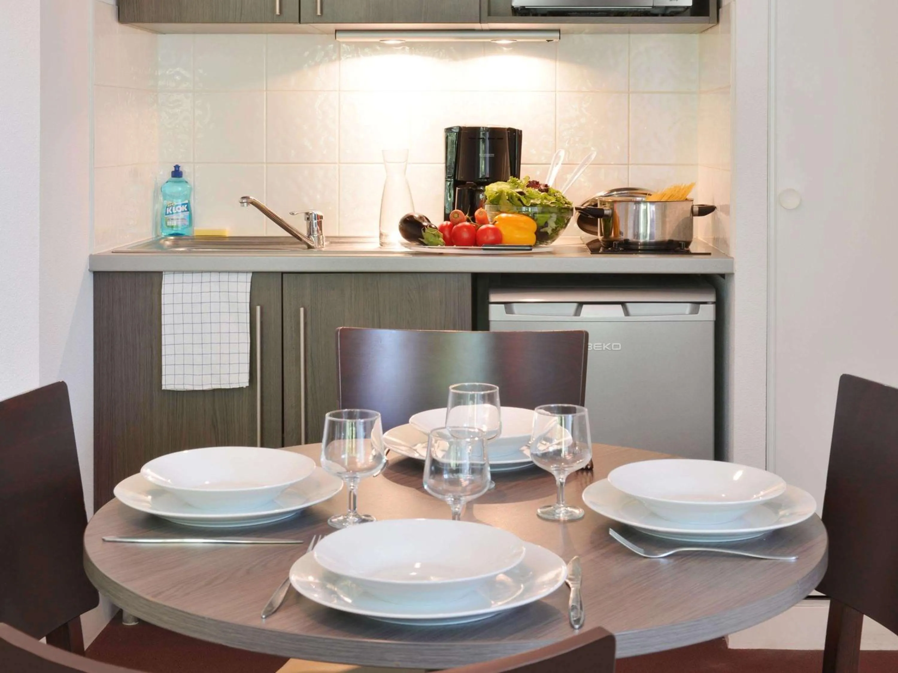 Photo of the whole room in Aparthotel Adagio Access Toulouse St Cyprien