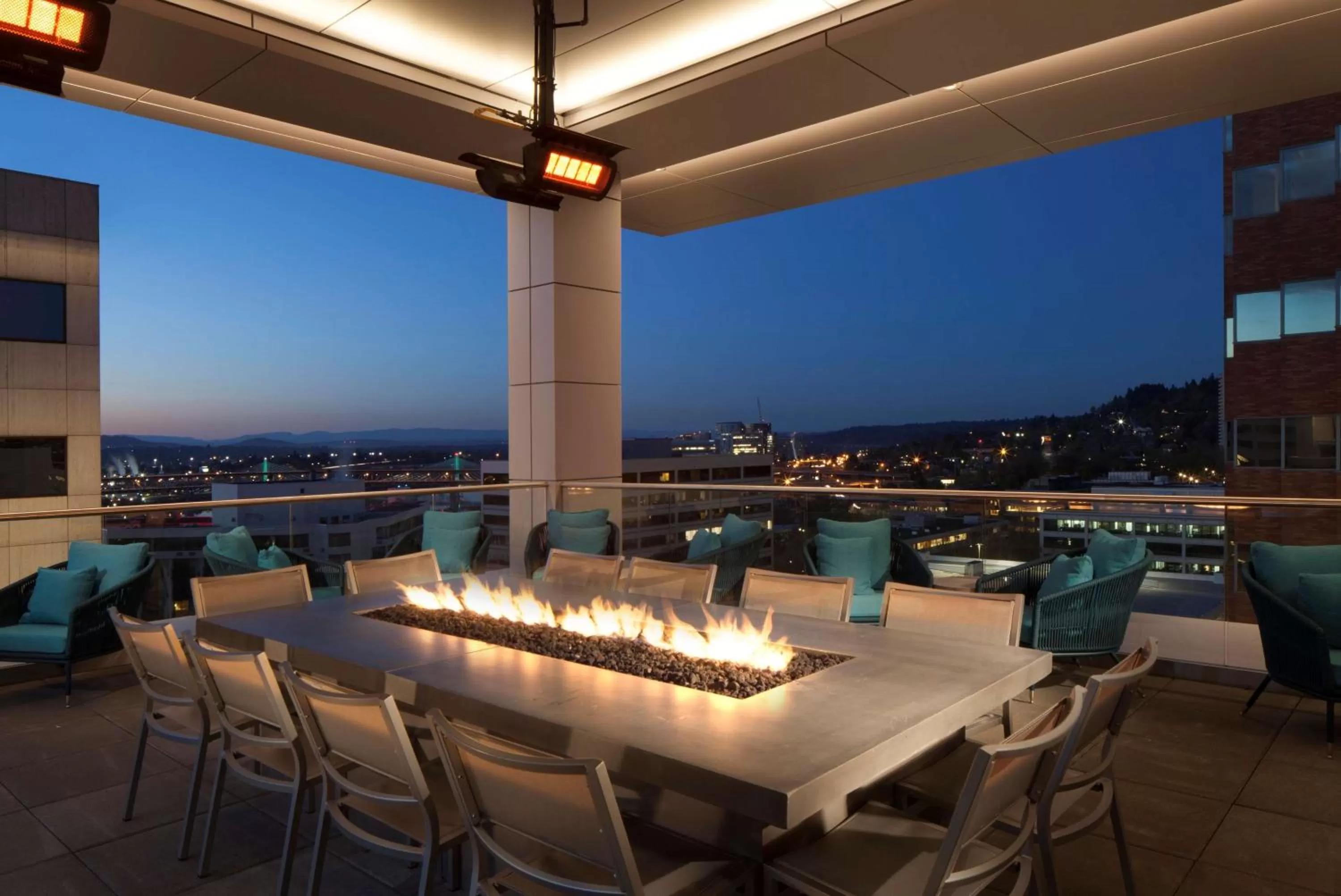 Dining area in The Porter Portland, Curio Collection By Hilton