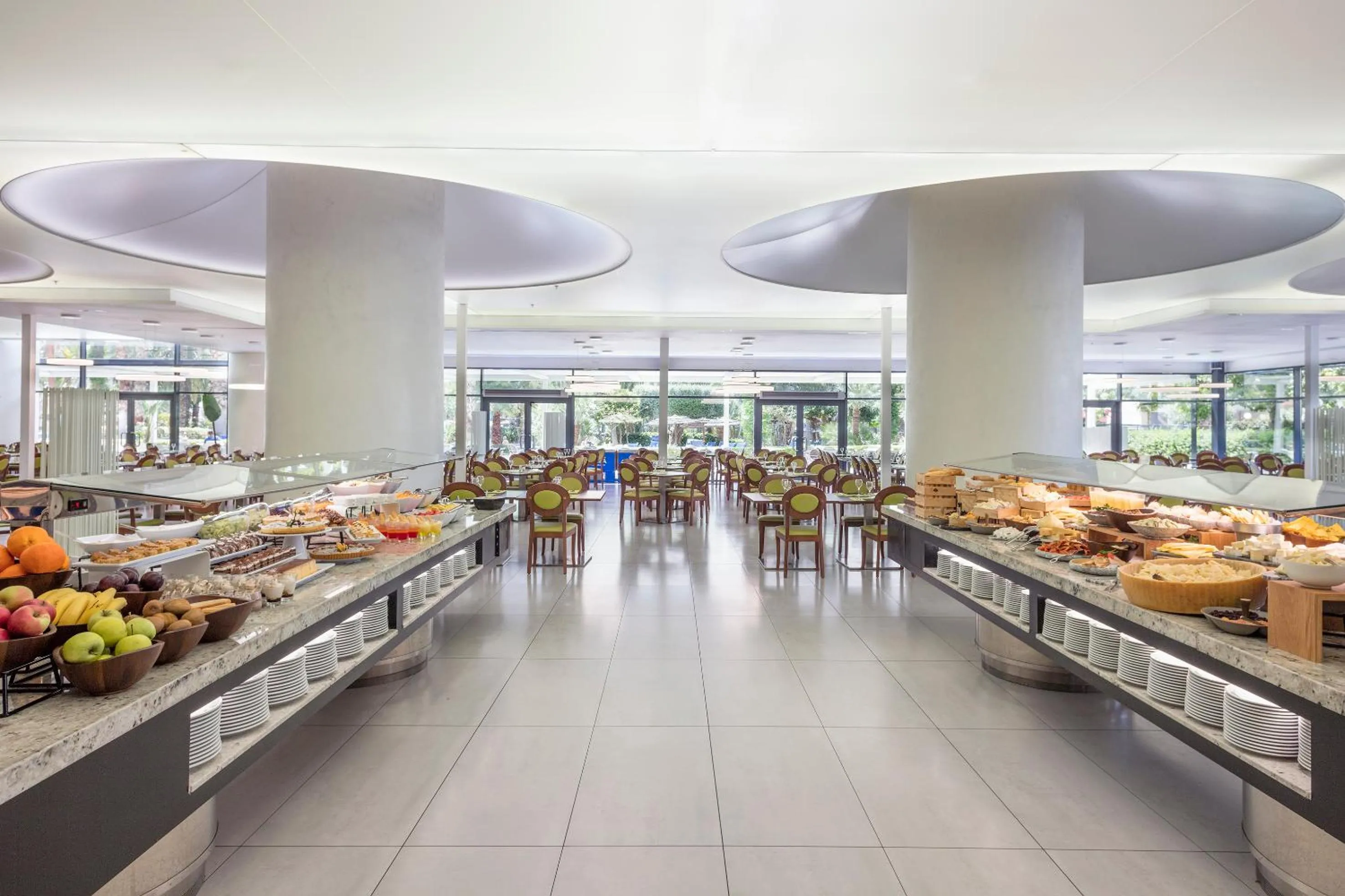 Restaurant/places to eat in Melia Benidorm