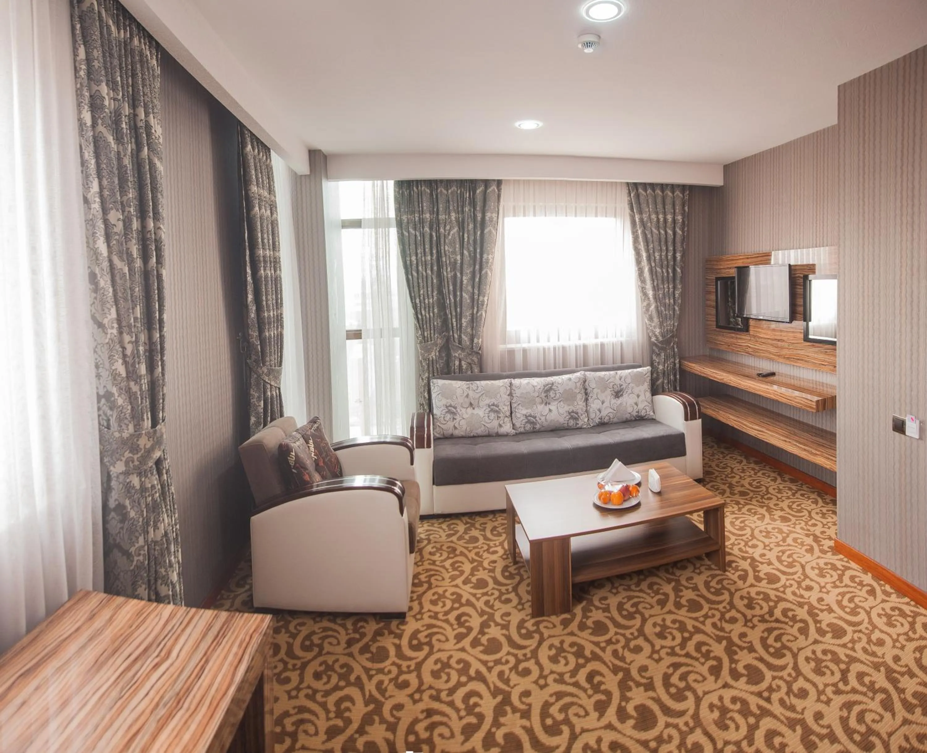 Living room in Grand Hotel & Convention Center Karaman