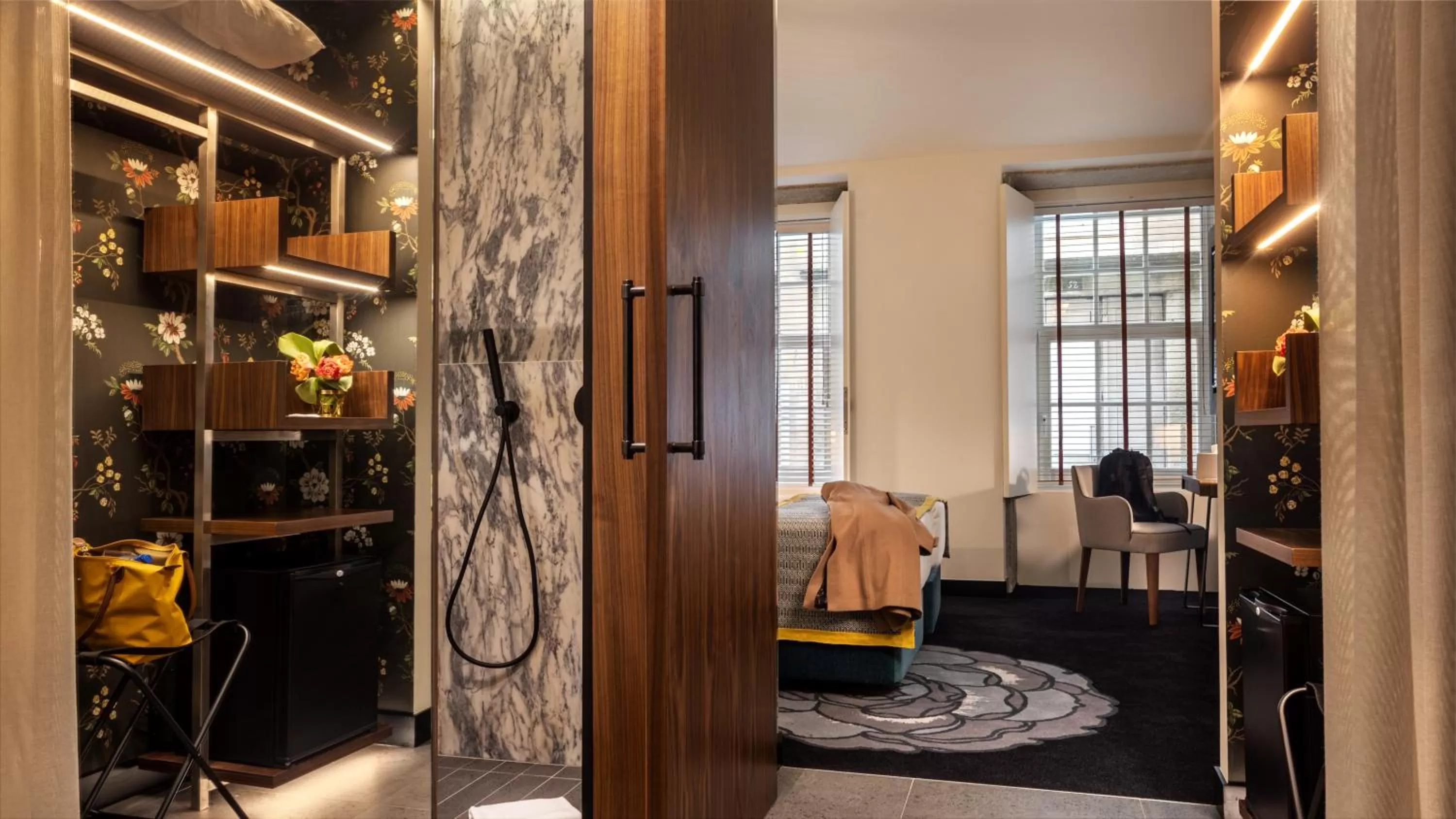 Decorative detail in Pousada do Porto - Rua das Flores