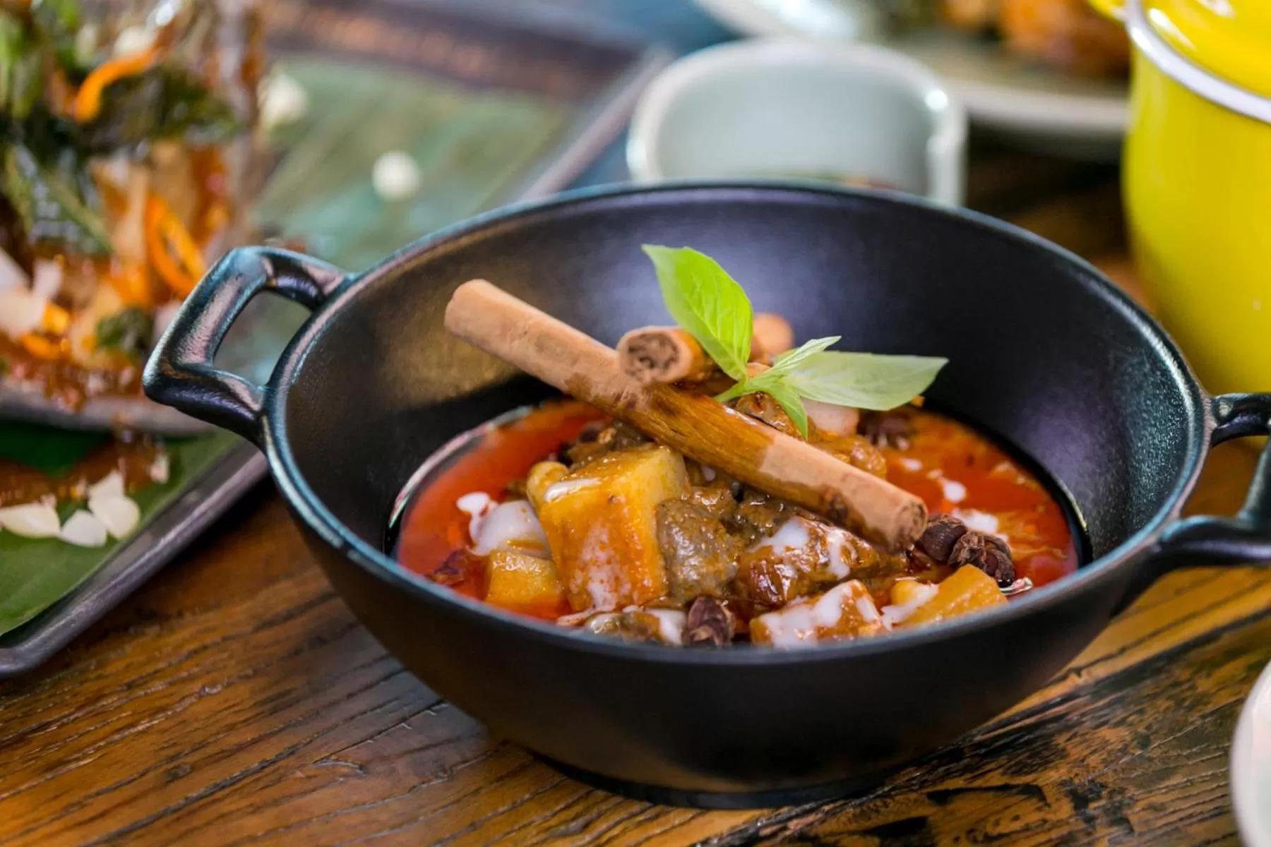 Meals in Naumi Hotel Dubai - formerly dusitD2 Kenz