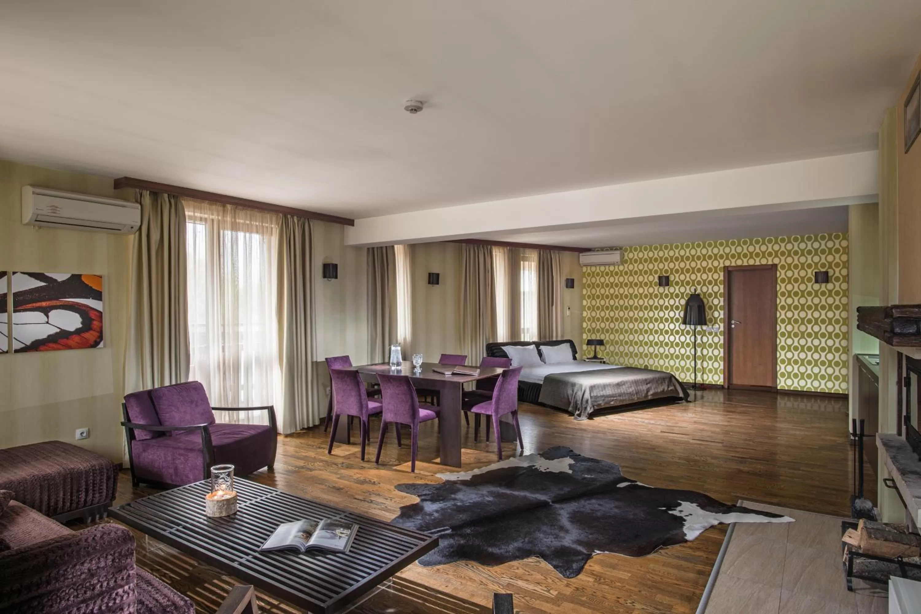 Junior Suite with Fireplace in Boutique Hotel Uniqato