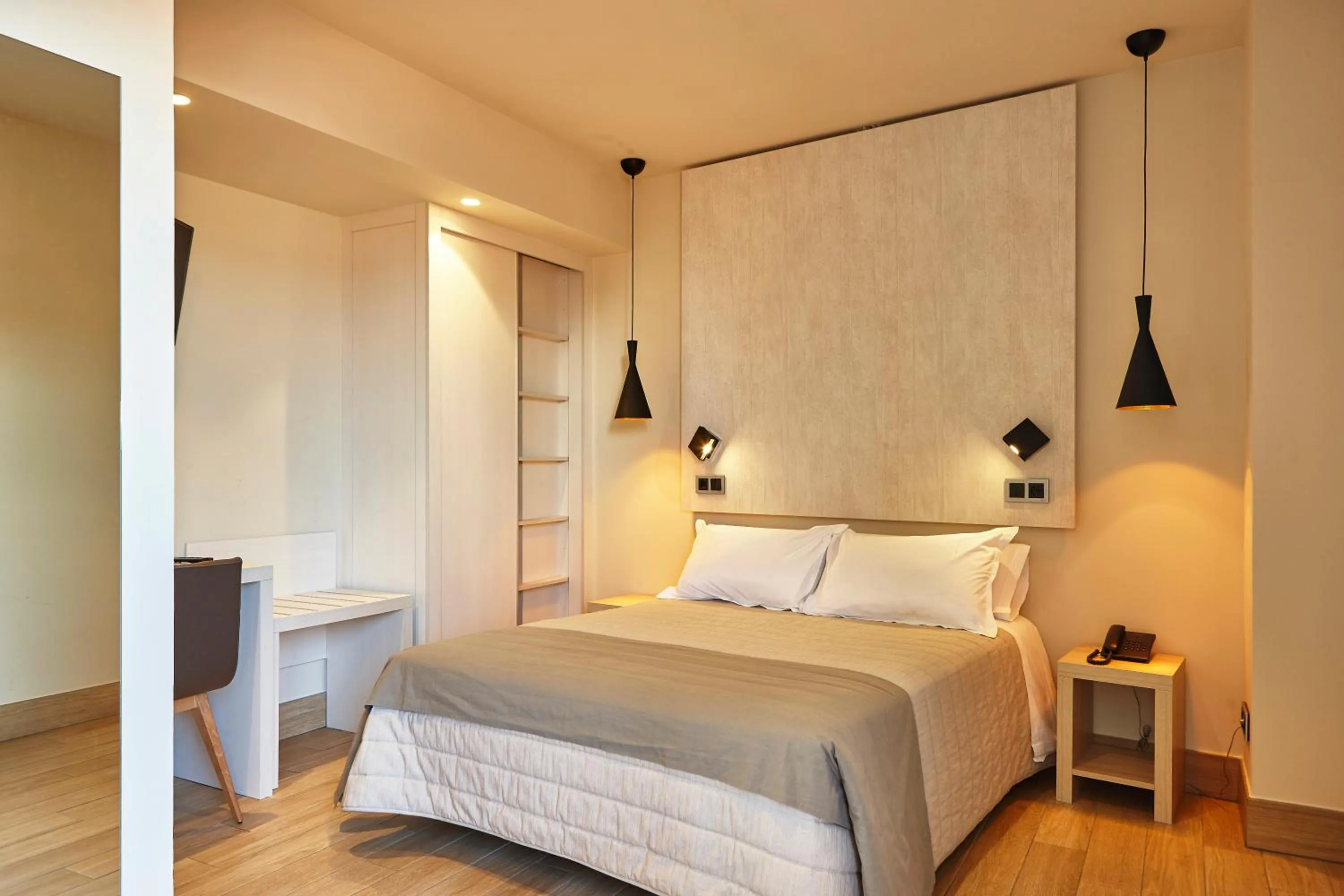 Bed in Hotel Bilbao Plaza