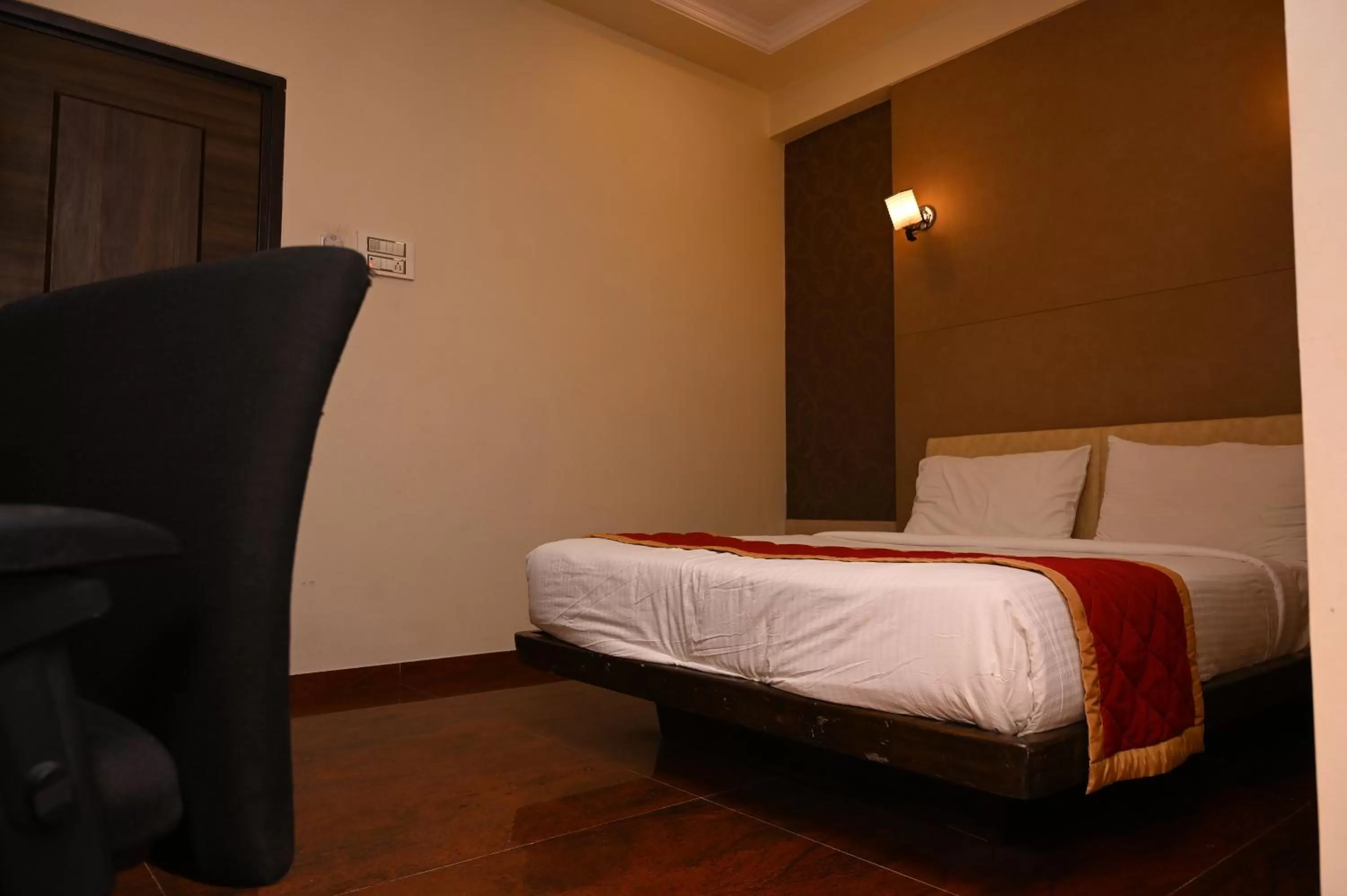 Bed in HOTEL CENTER POINT