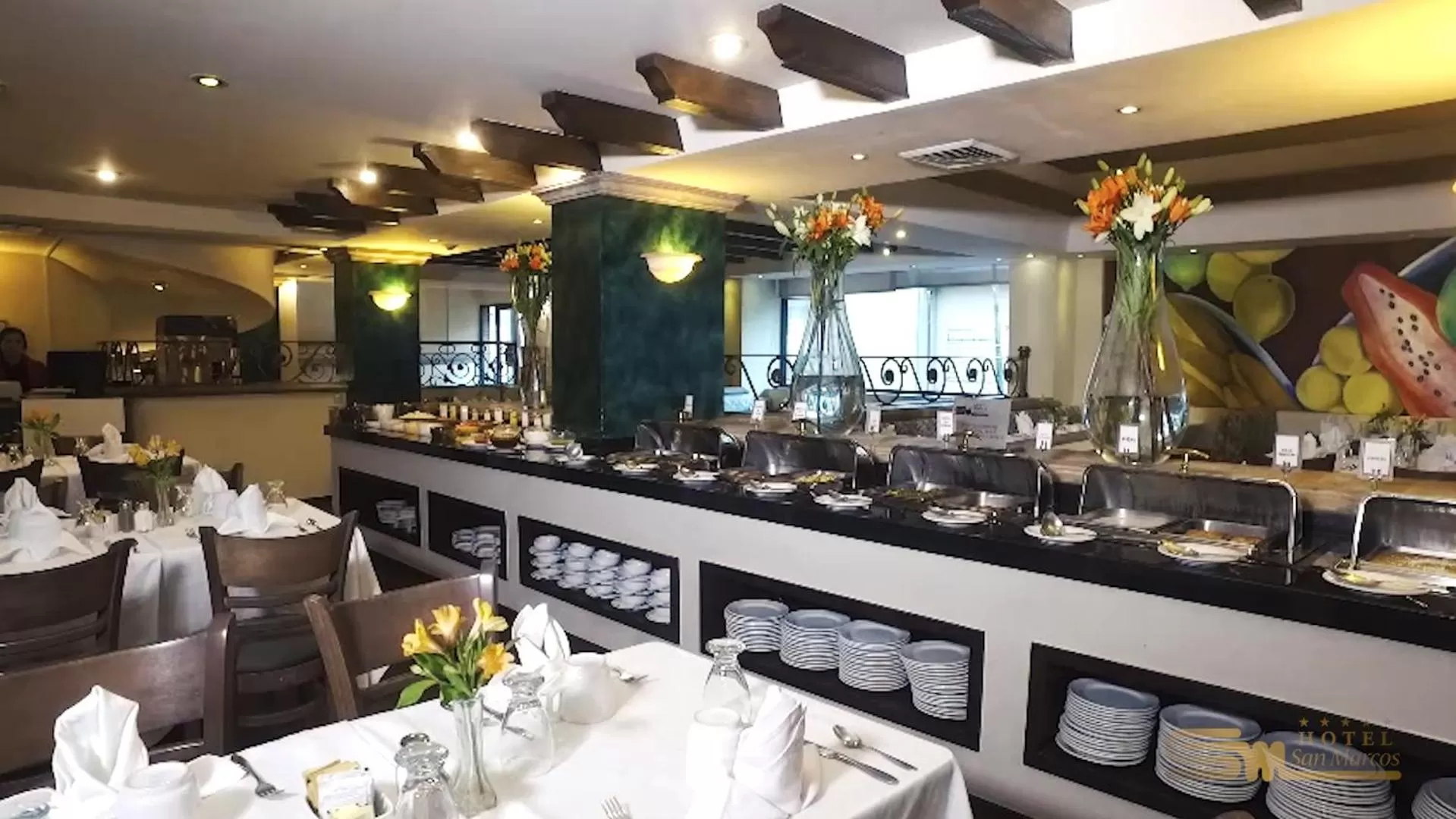 Restaurant/places to eat in Hotel San Marcos Grand
