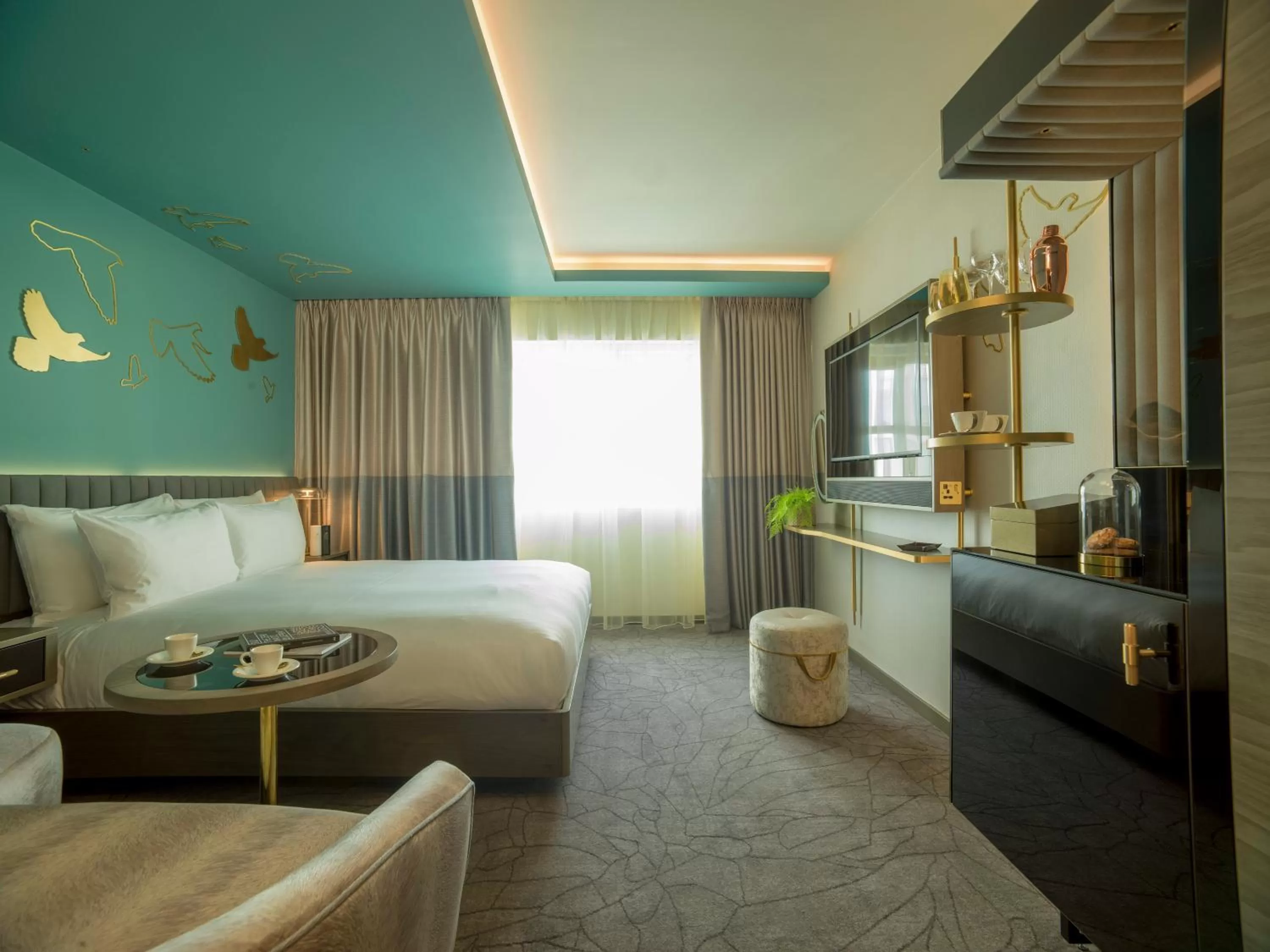 Bedroom, Bed in Middle Eight - Covent Garden - Preferred Hotels and Resorts