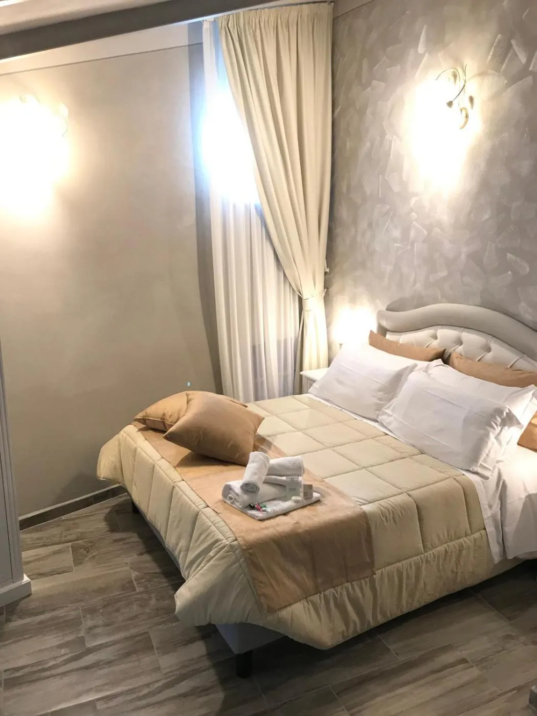 Bed in Hotel Volterra In Superior