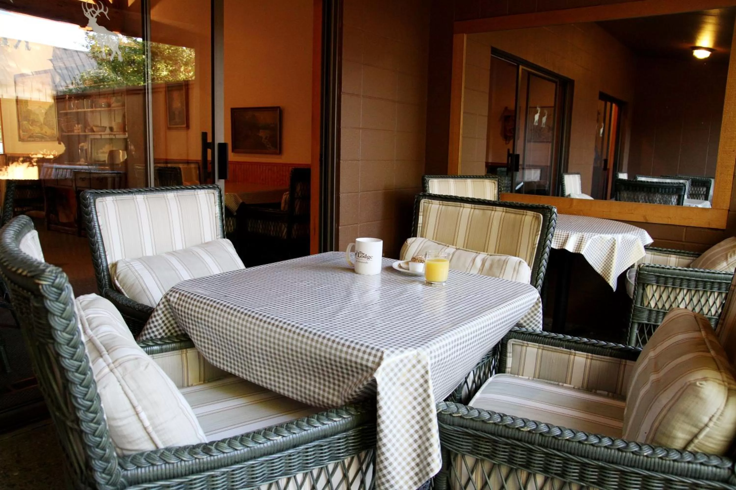 Restaurant/places to eat in The Lodge at Riverside