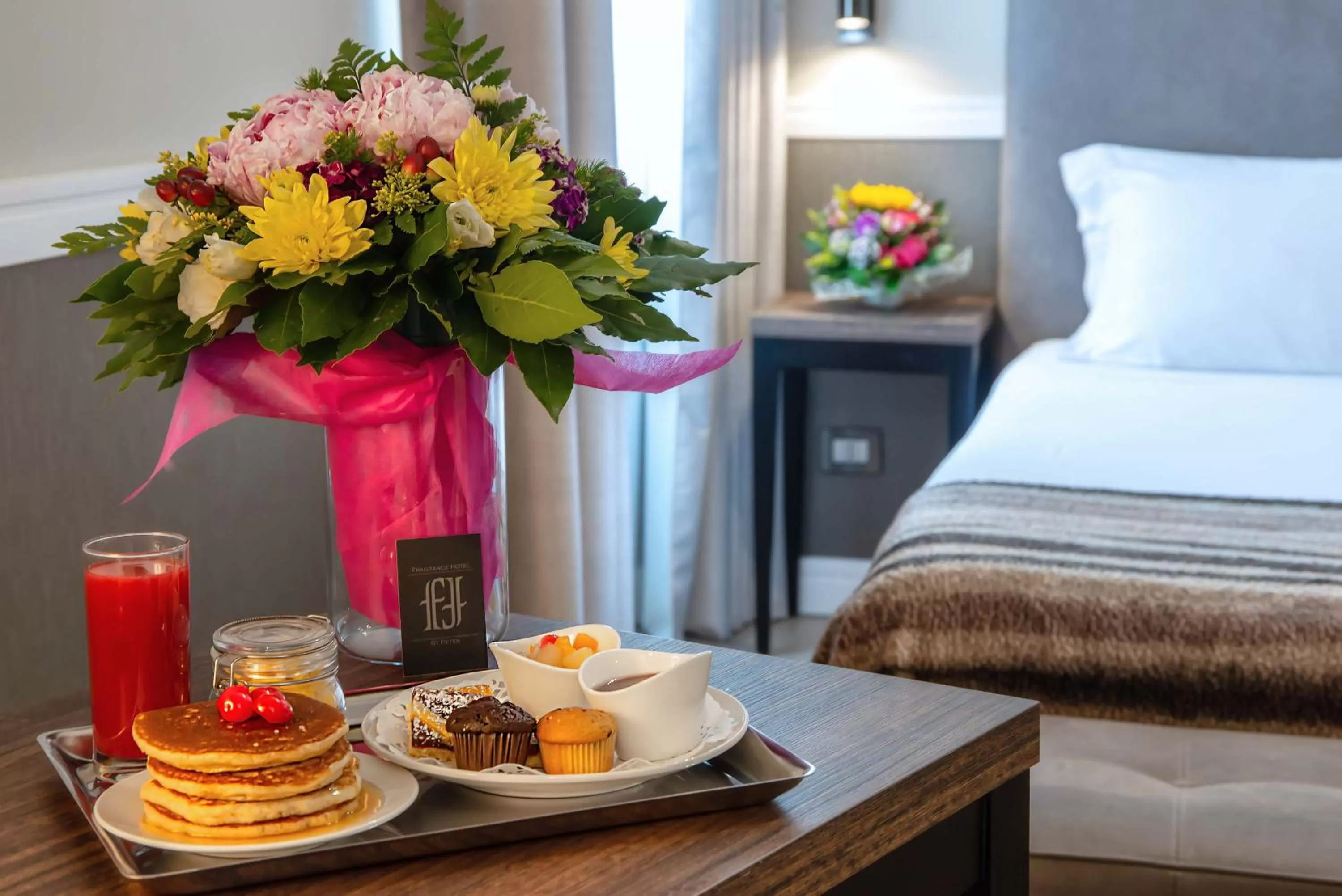 Food, Bed in Fragrance Hotel St. Peter