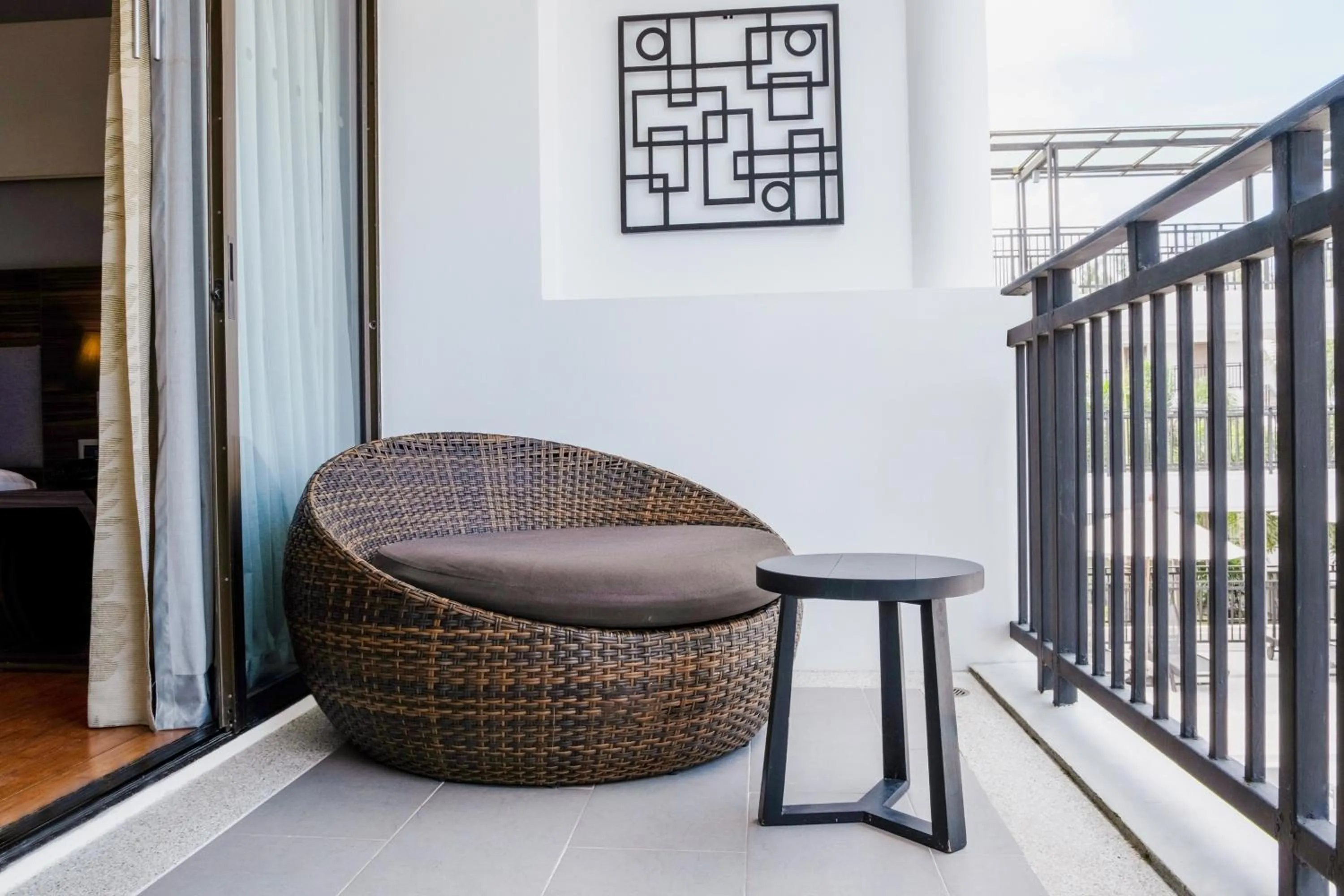 Photo of the whole room, Seating Area in Destination Resorts Phuket Karon Beach - SHA Extra Plus