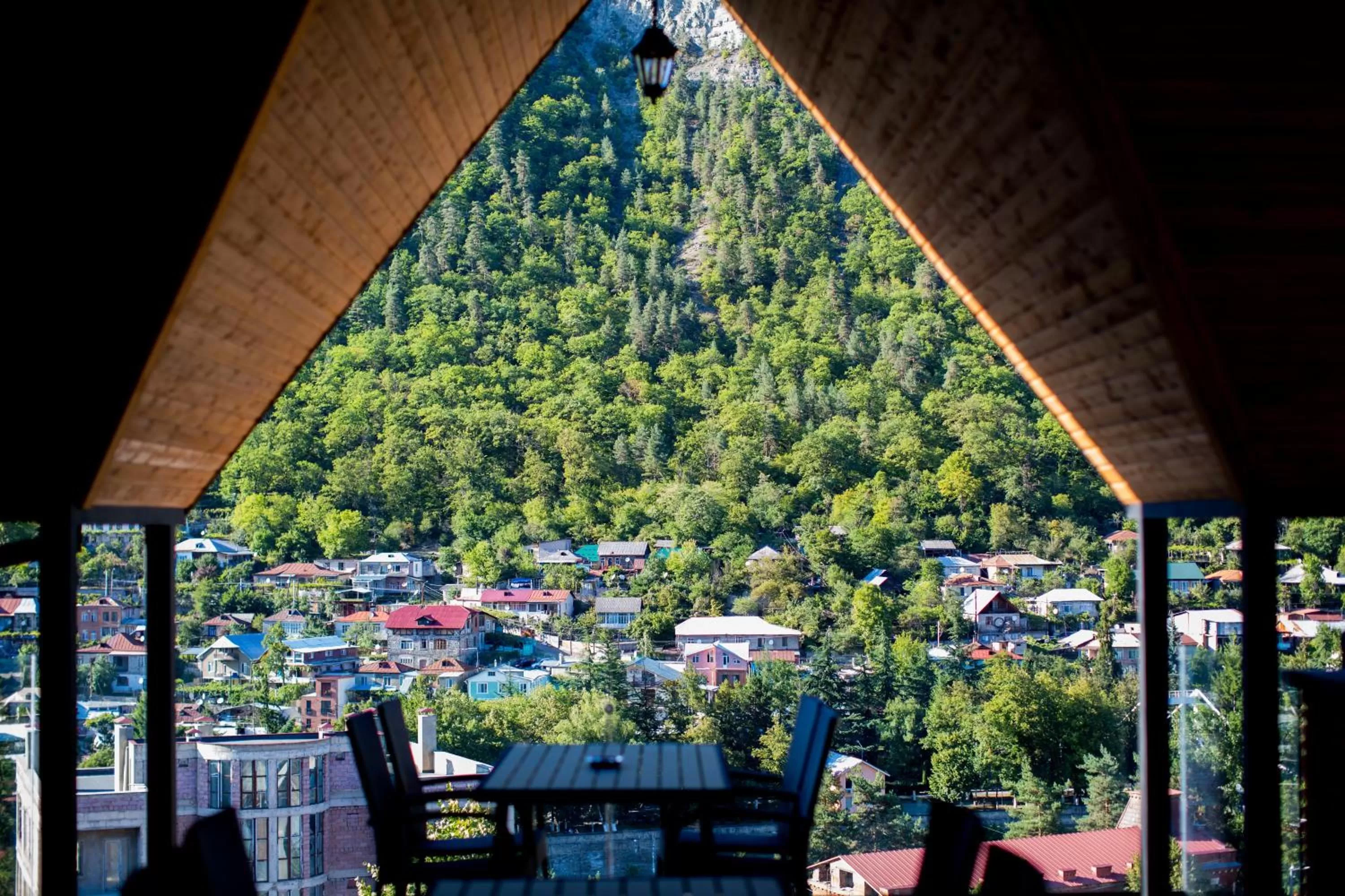 Restaurant/Places to Eat in Milano Palace Borjomi