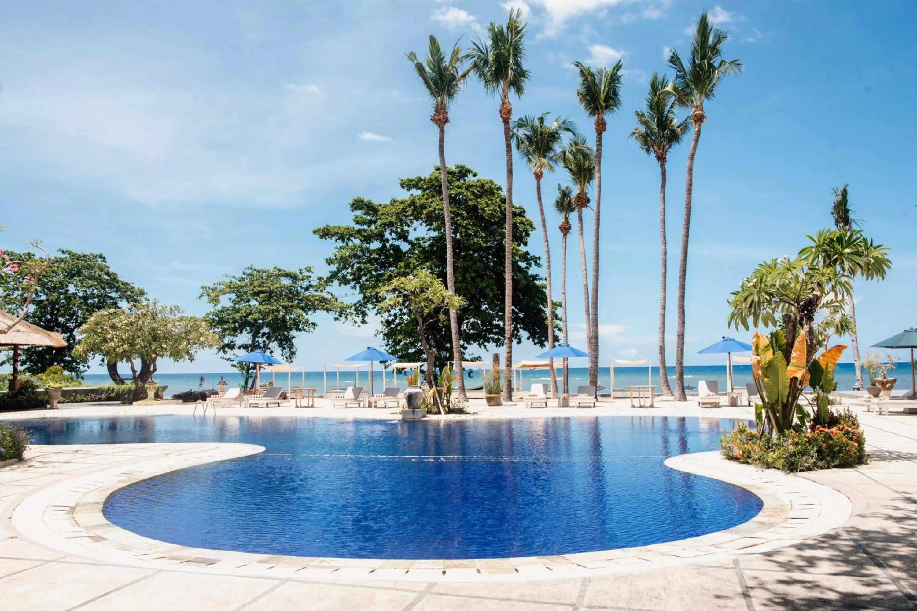 Swimming pool in New Sunari Lovina Beach Resort