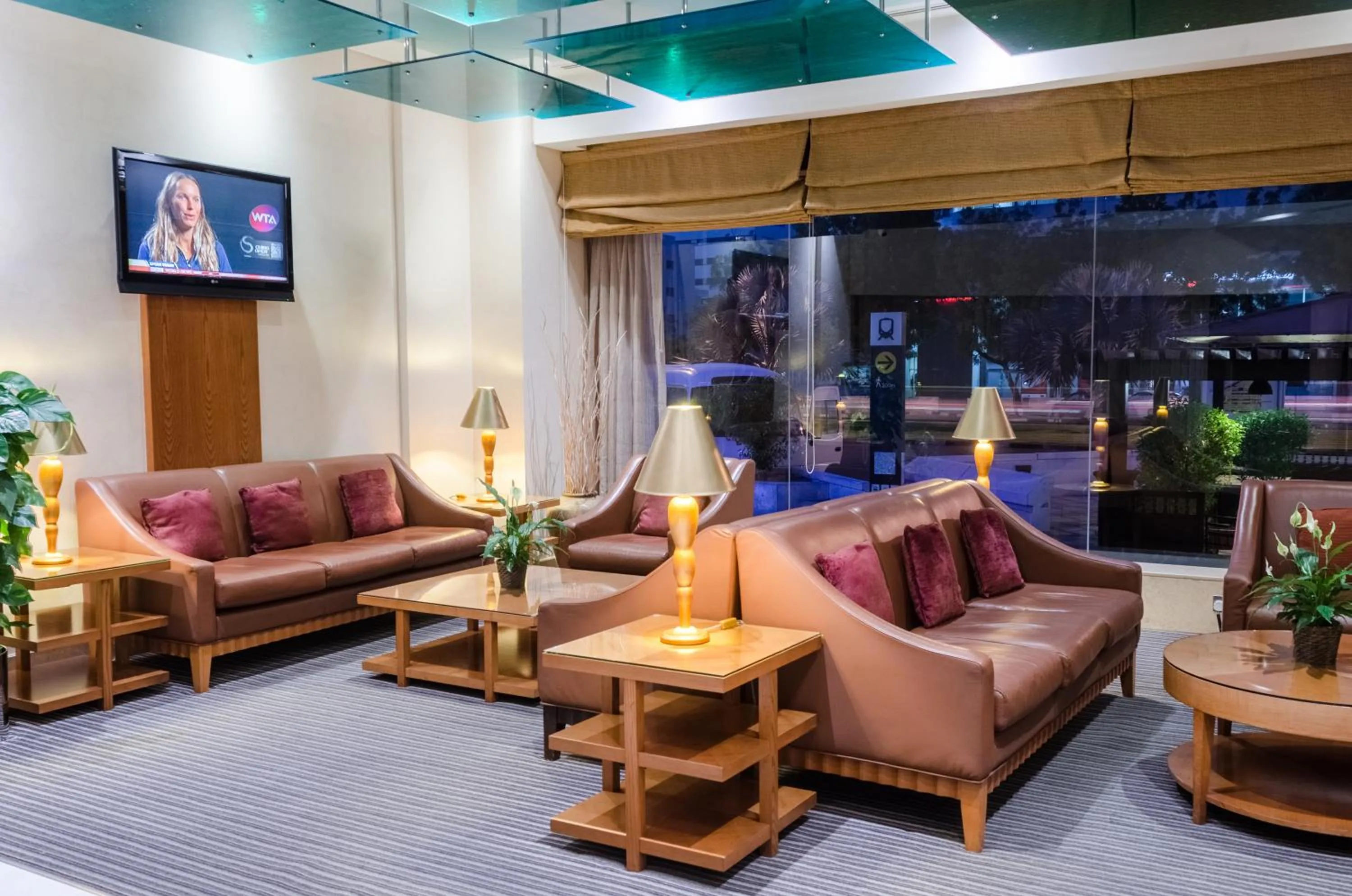 Seating area in Avenue Hotel Dubai