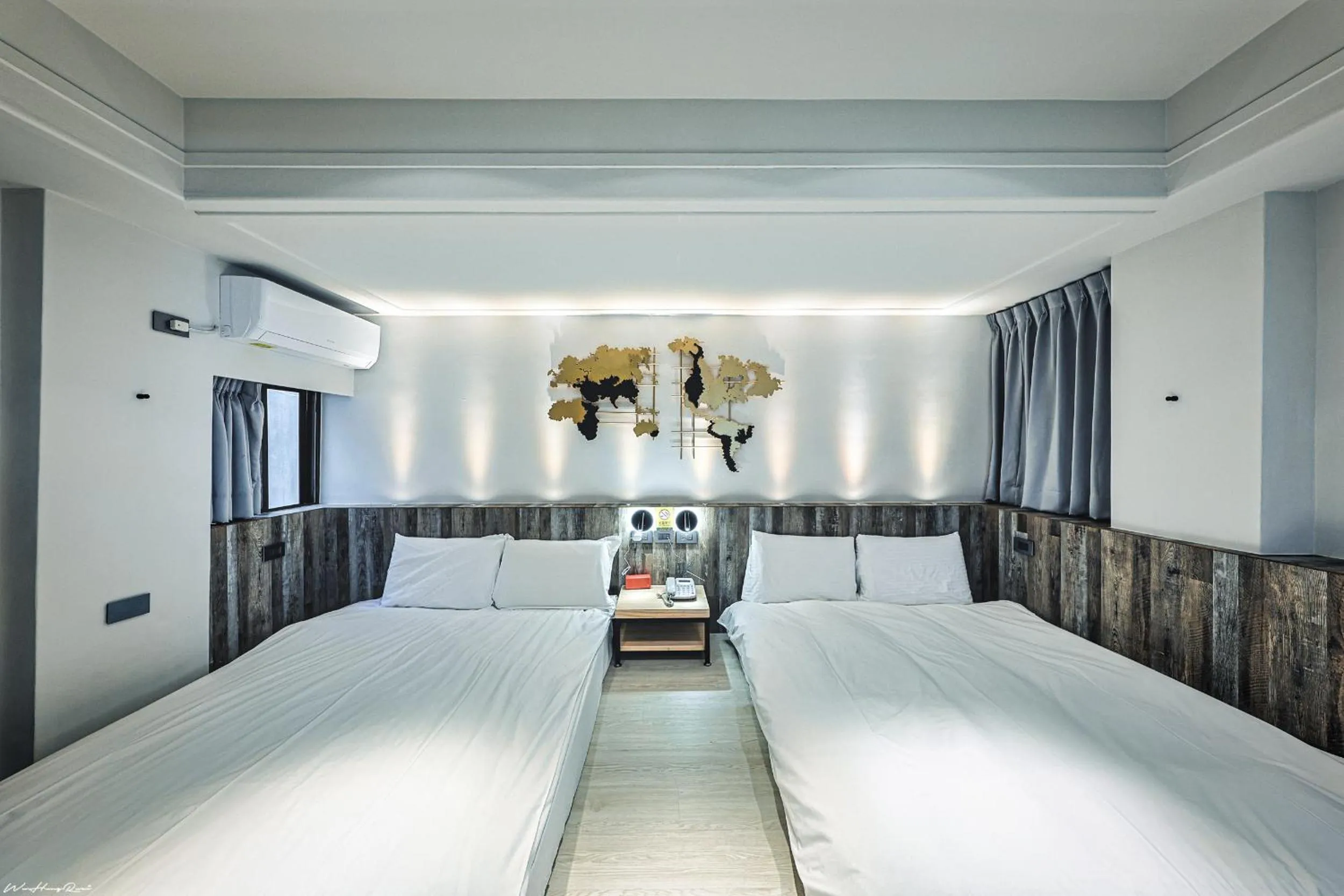 Bed in 亞馨文旅 近東大門夜市 有免費停車場 可自助入住