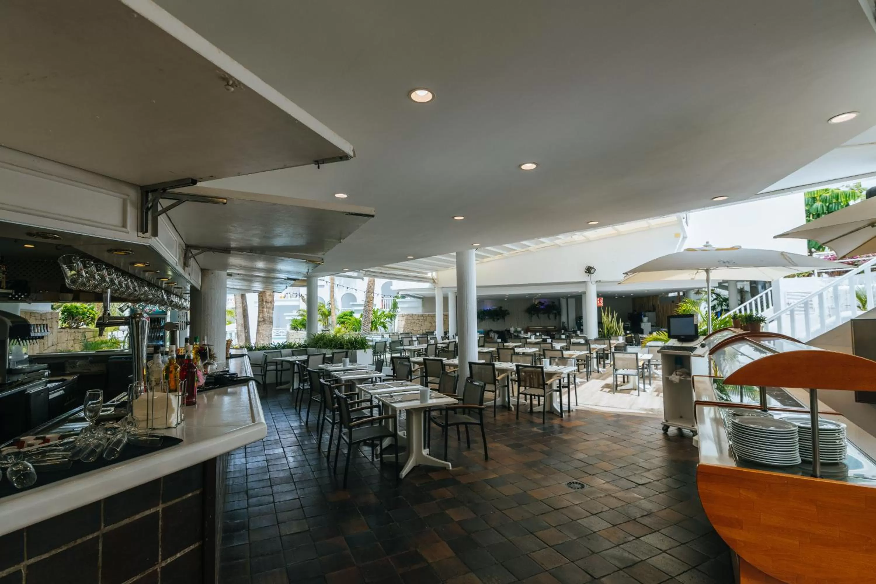 Lounge or bar in Lagos de Fañabé Beach Resort