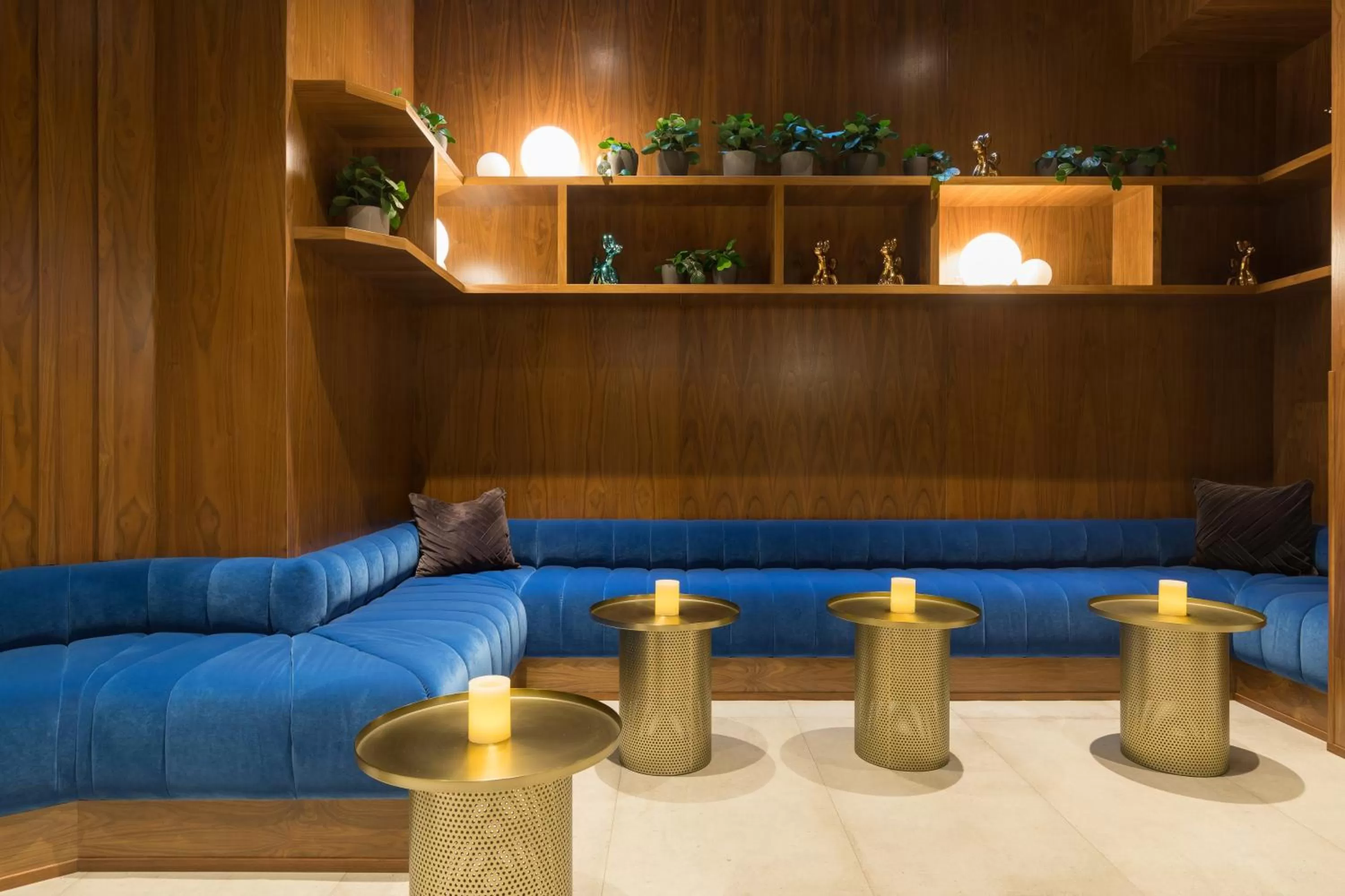 Lobby or reception in Hotel Stratford San Francisco - Handwritten Collection