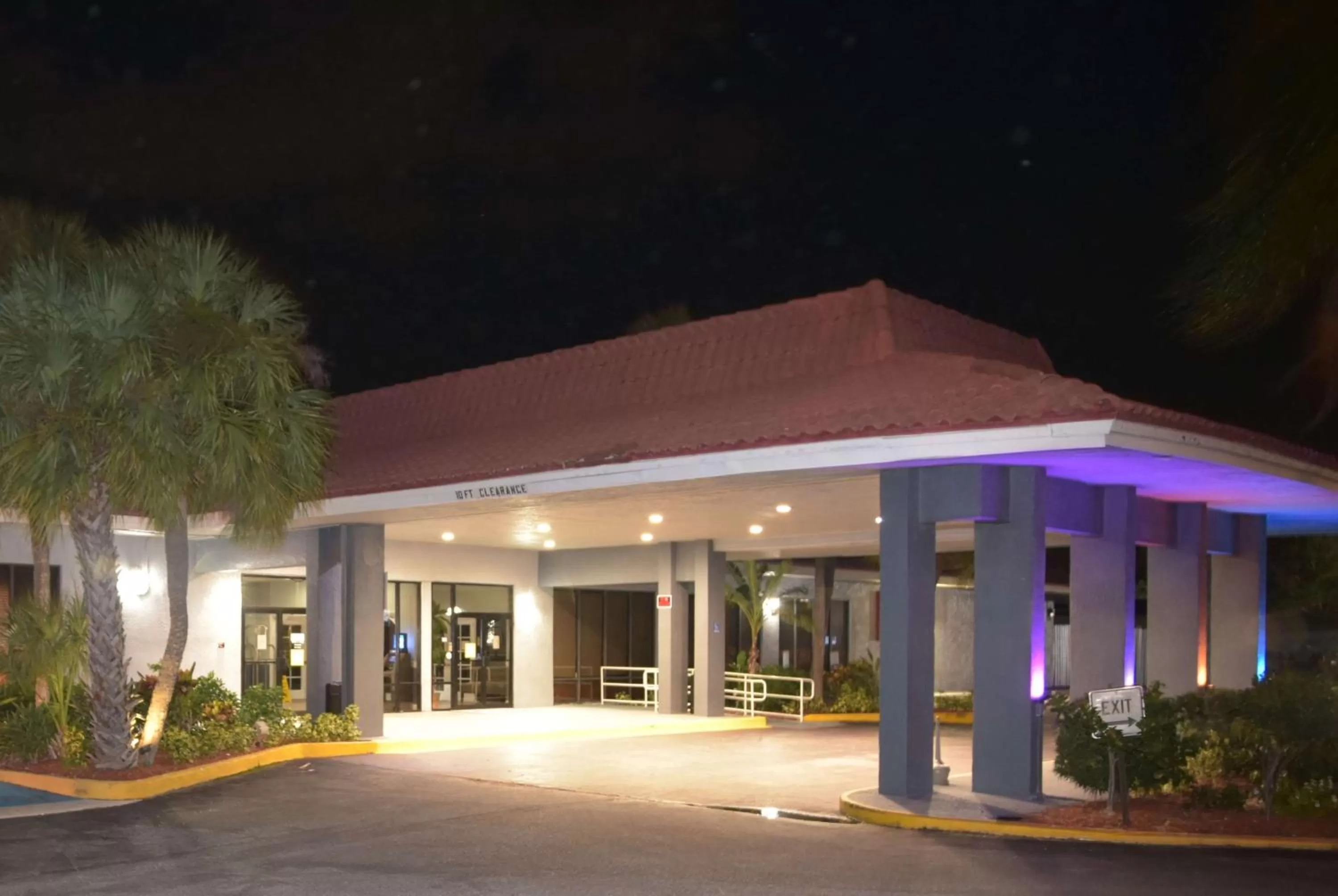 Days Inn by Wyndham Stuart