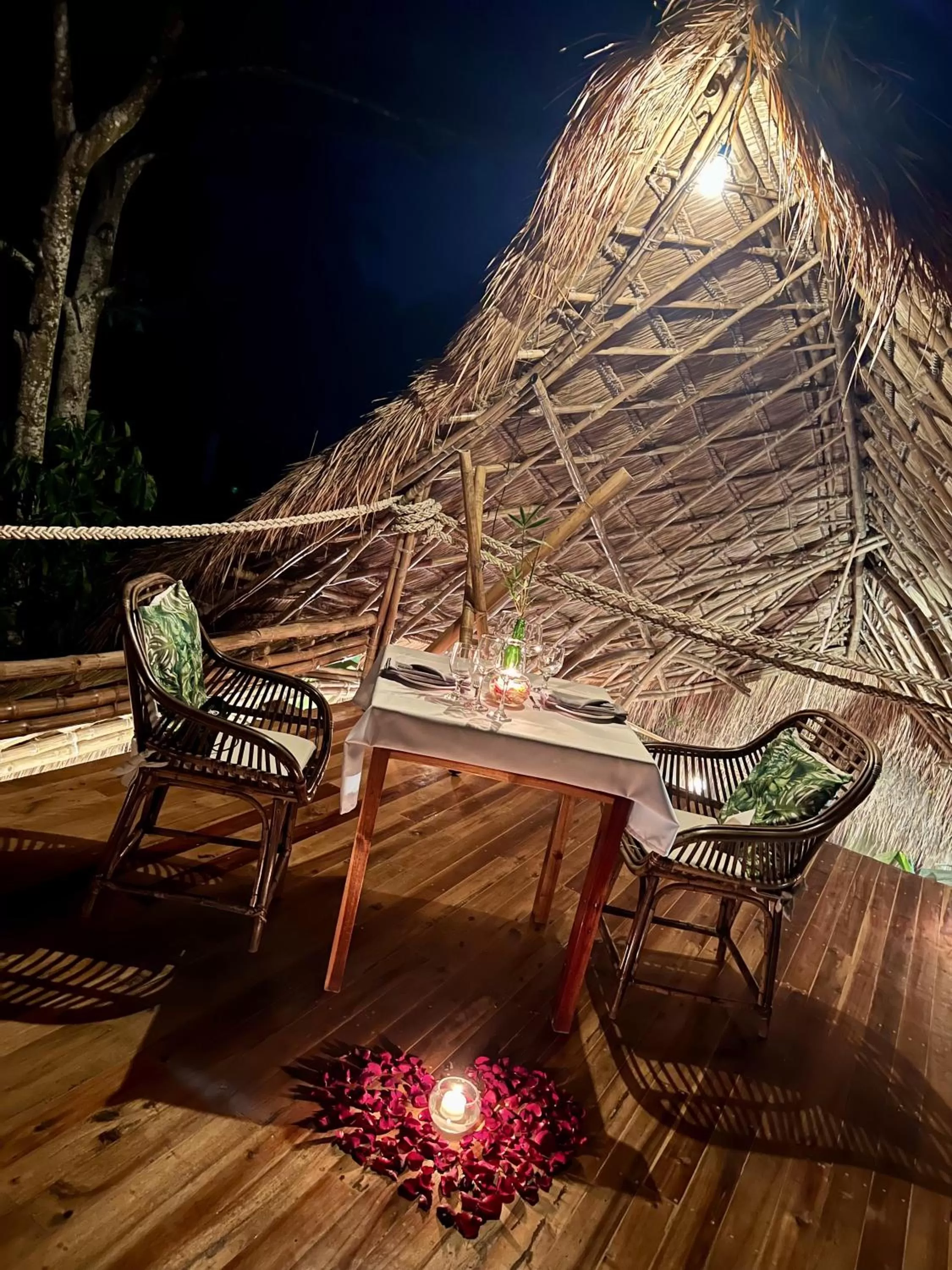 Restaurant/places to eat in La Colonial Resort