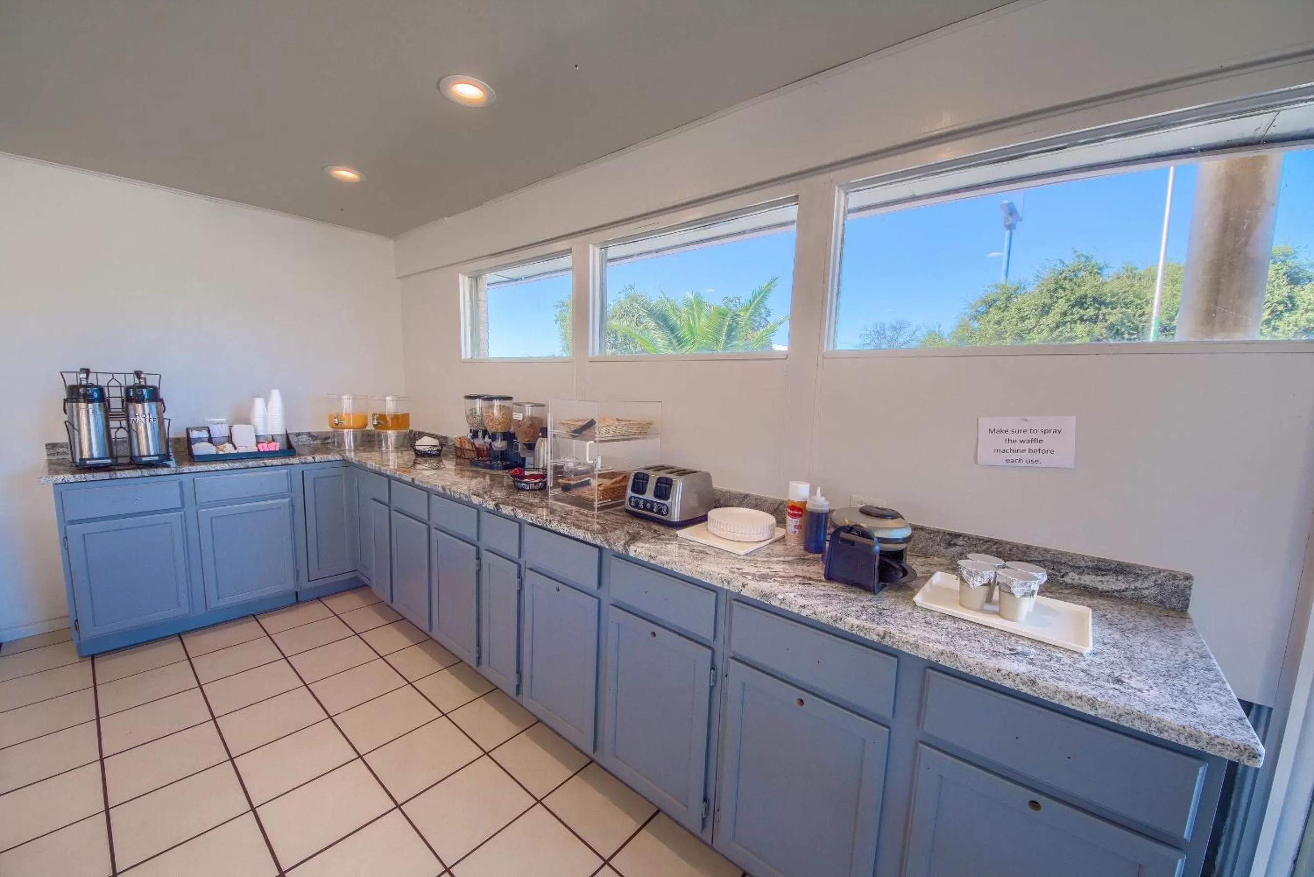 Americas Best Value Inn Uvalde