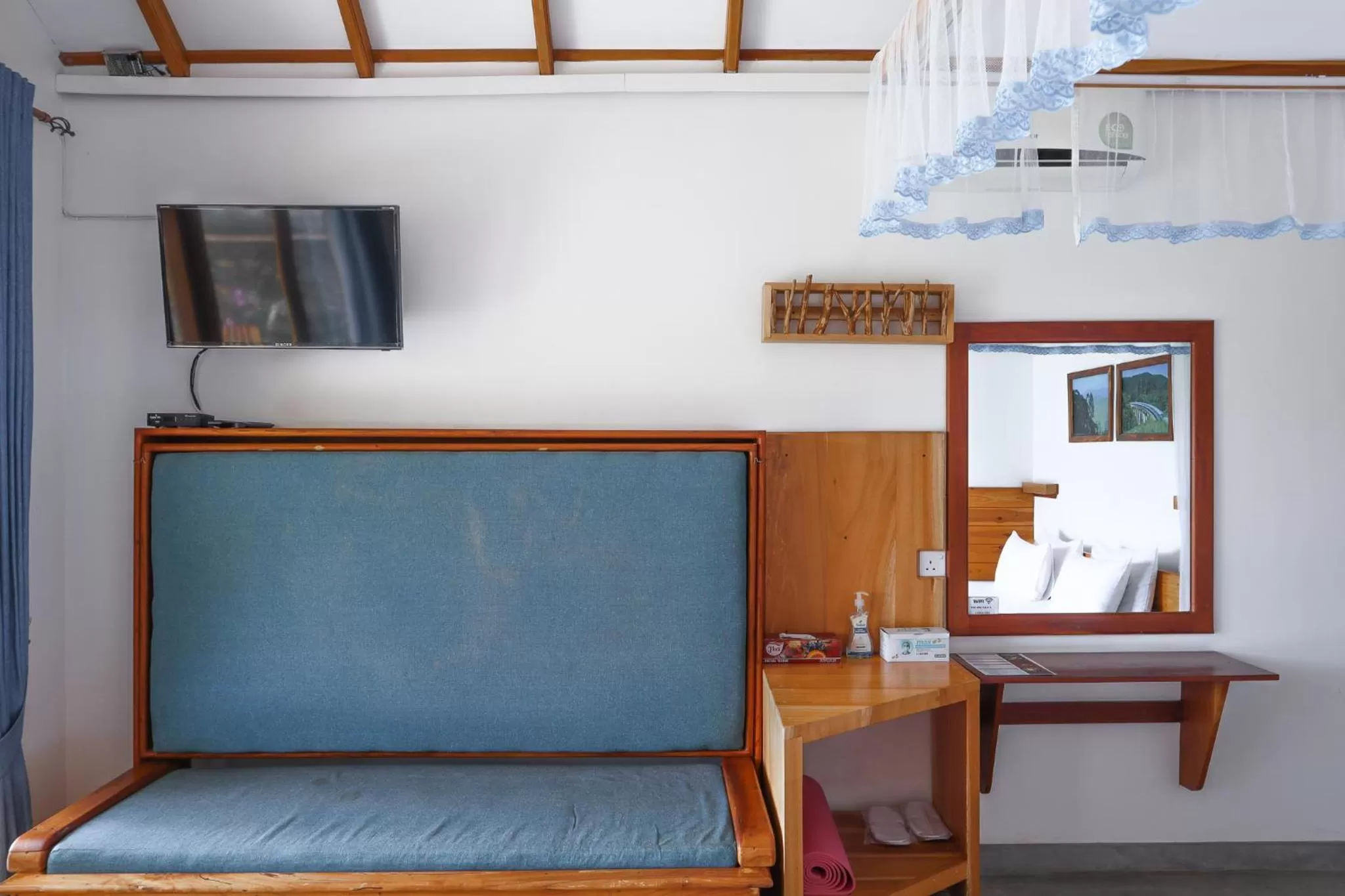 Bedroom in The One Ella