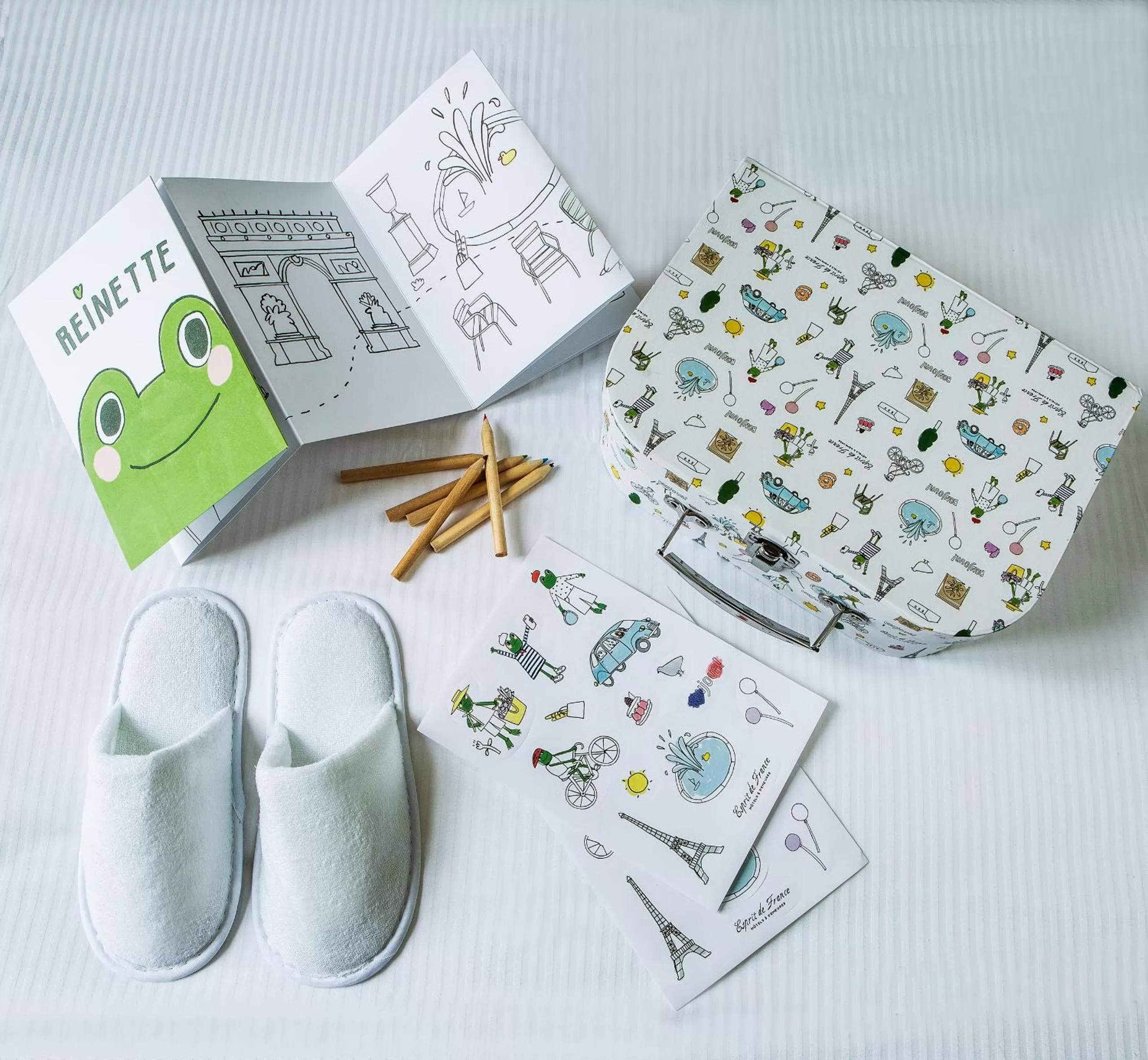 Family in Hôtel Mansart - Esprit de France