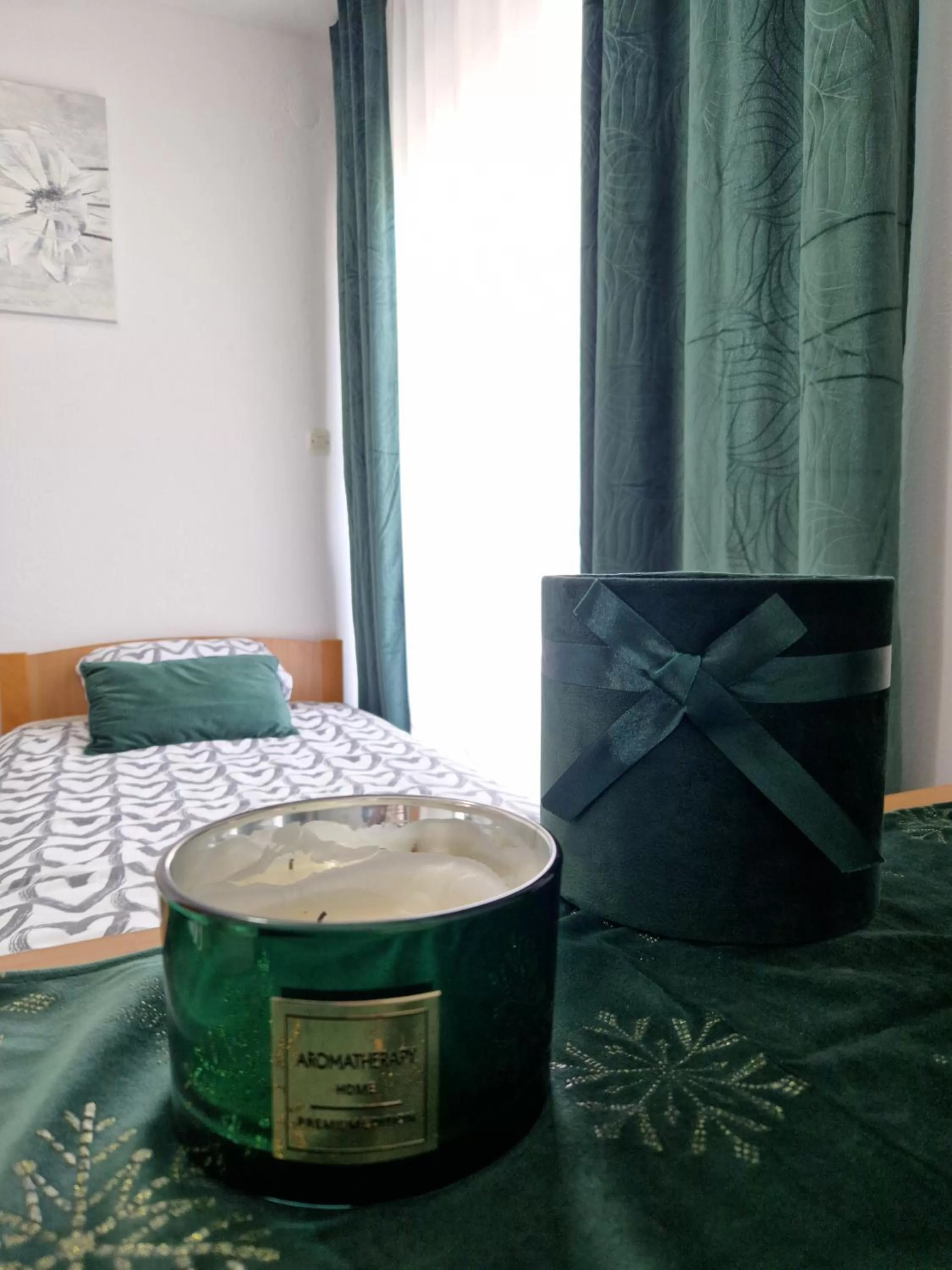 Bed in Motel "Tri lovca"