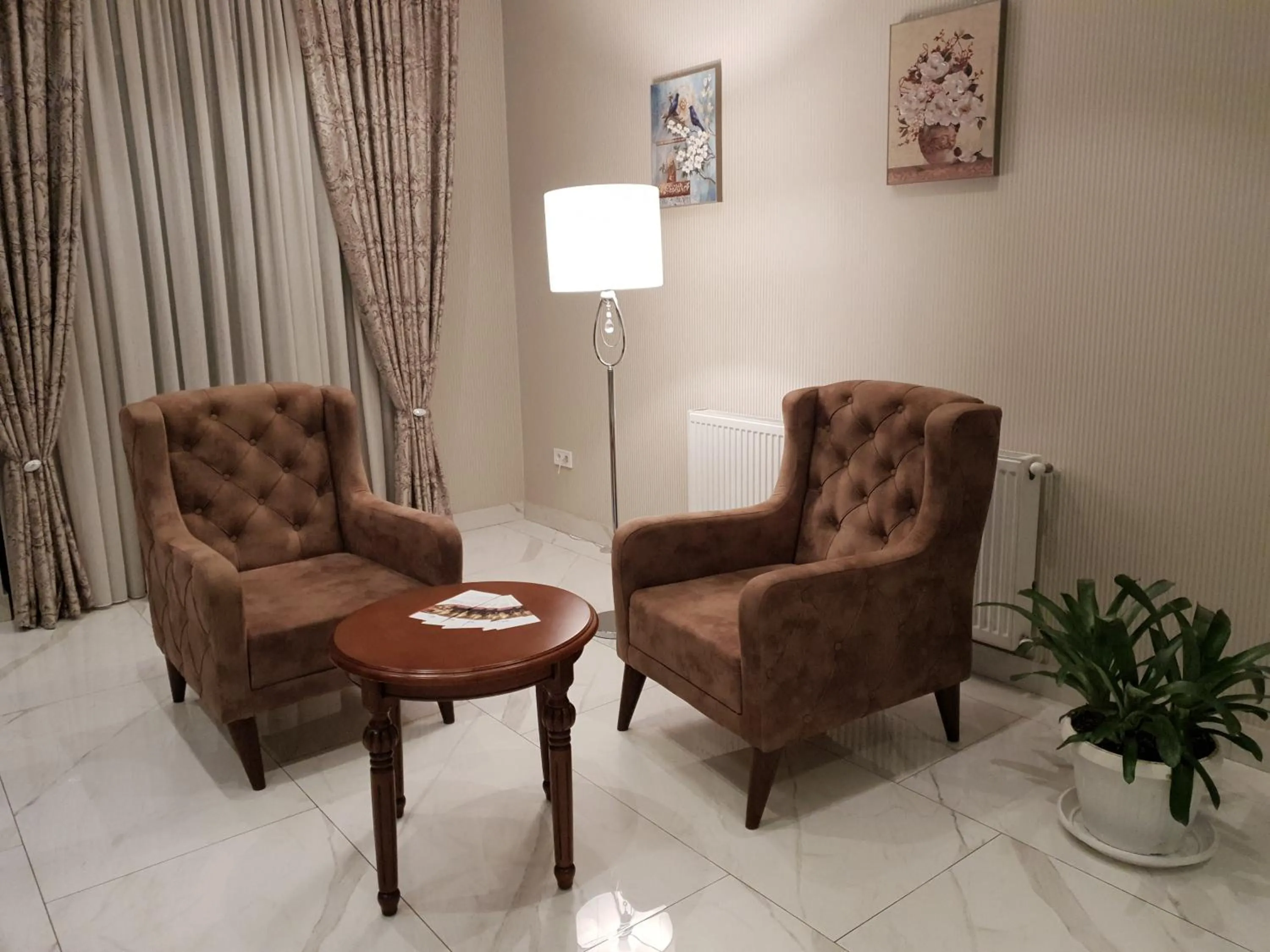 Living room in Cherry Garden