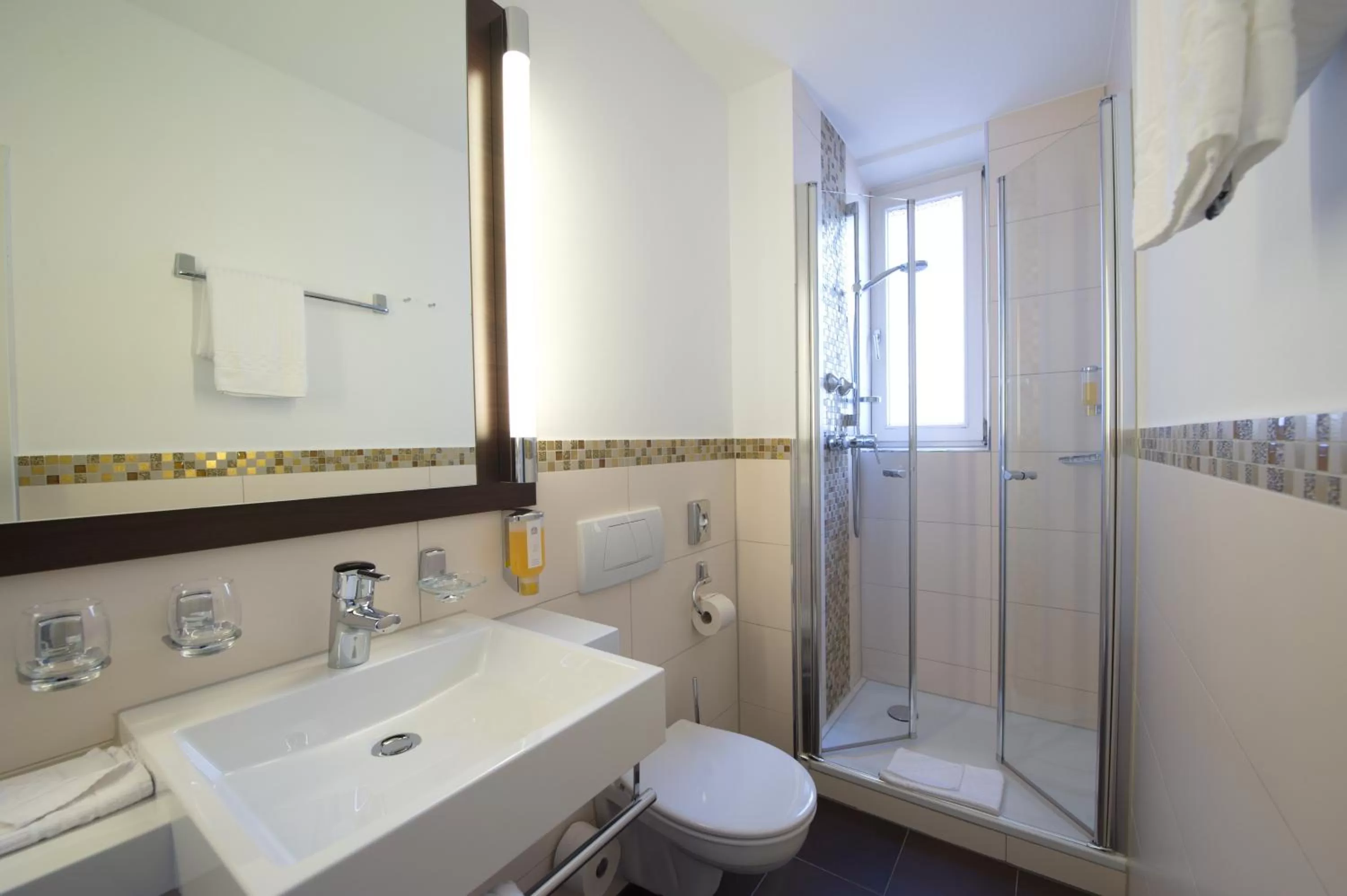 Bathroom in Best Western Hotel Kaiserhof