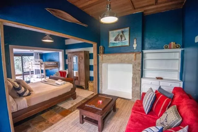 Bed in Manly Waves Studios & Apartments