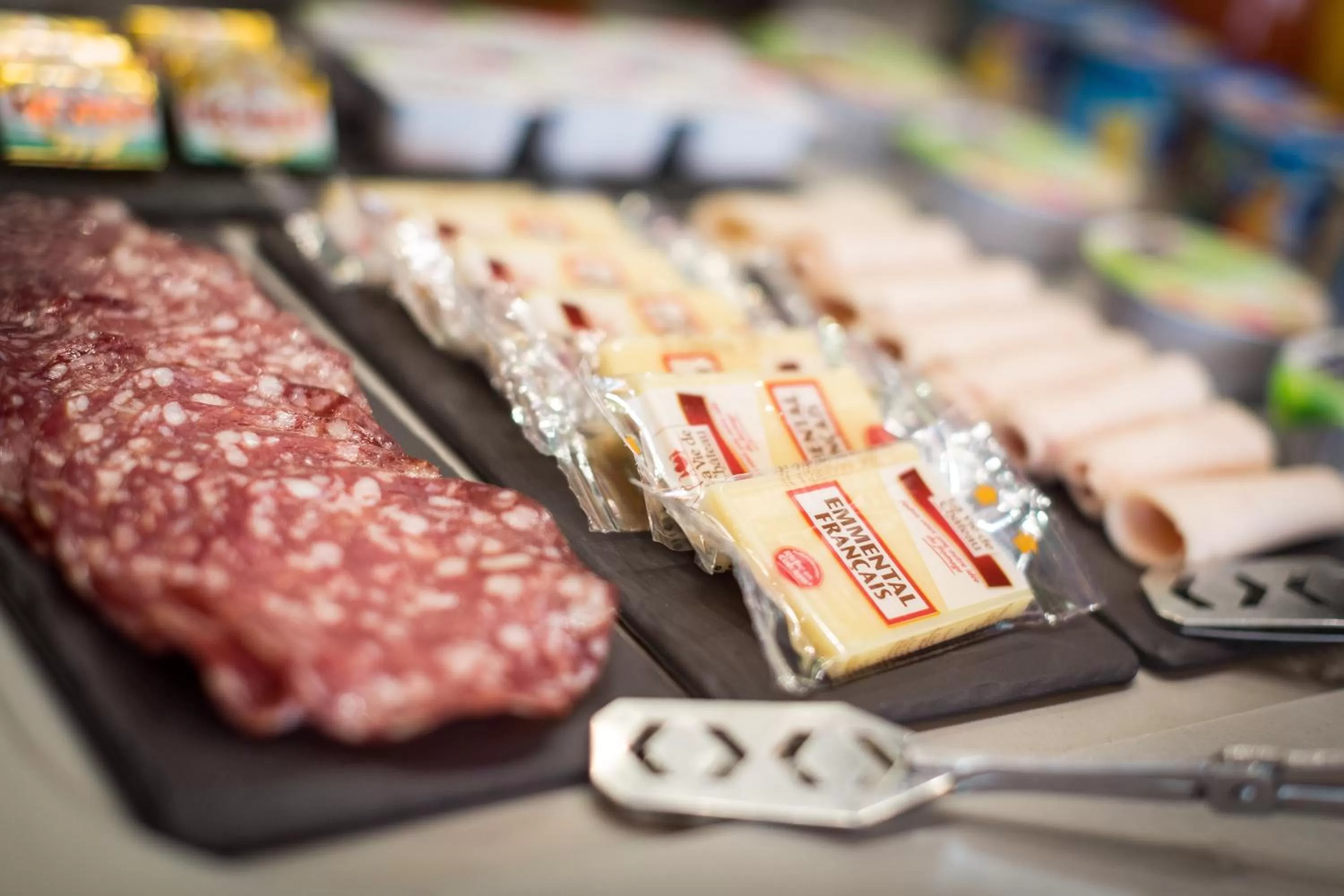 Buffet breakfast in Hotel OHM by Happyculture