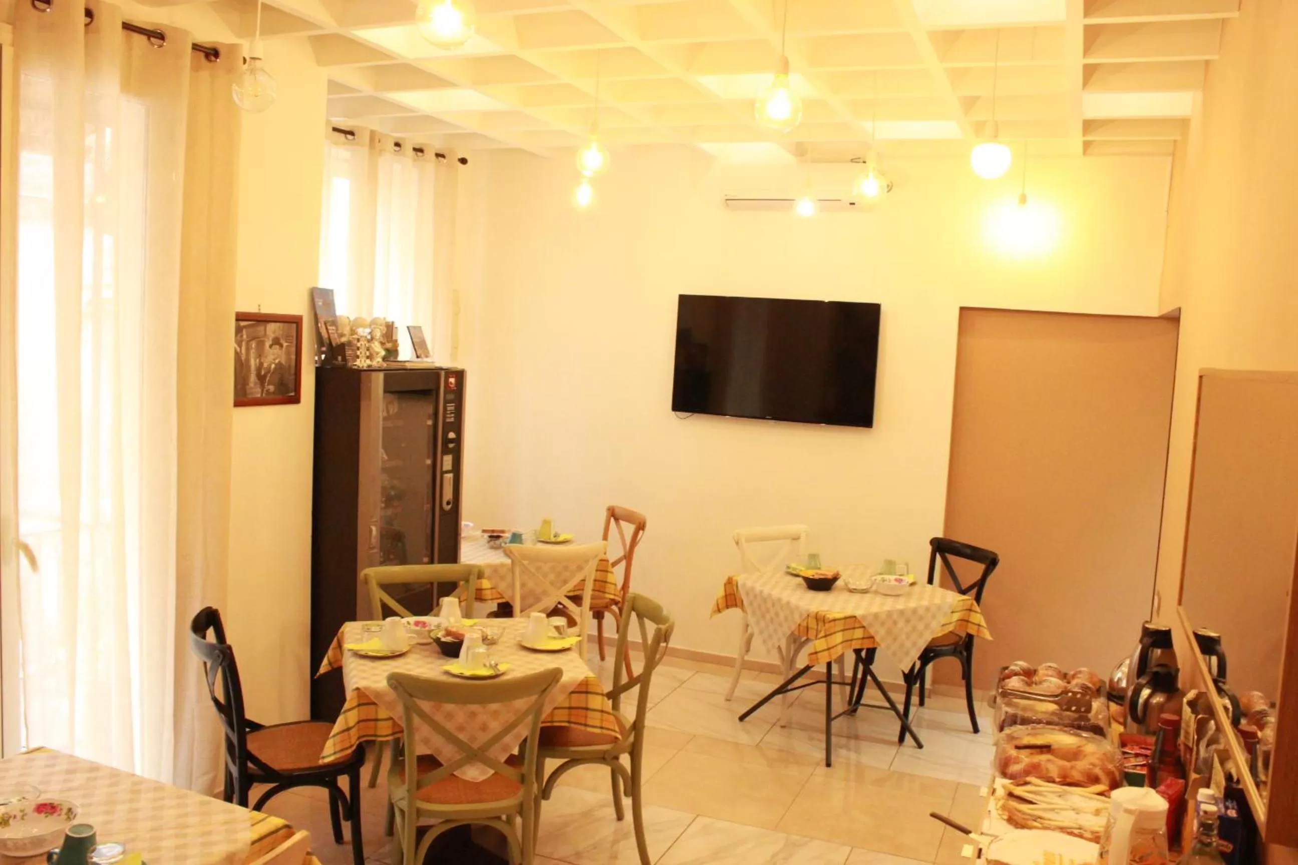 Restaurant/places to eat in Terrazza Partenopea