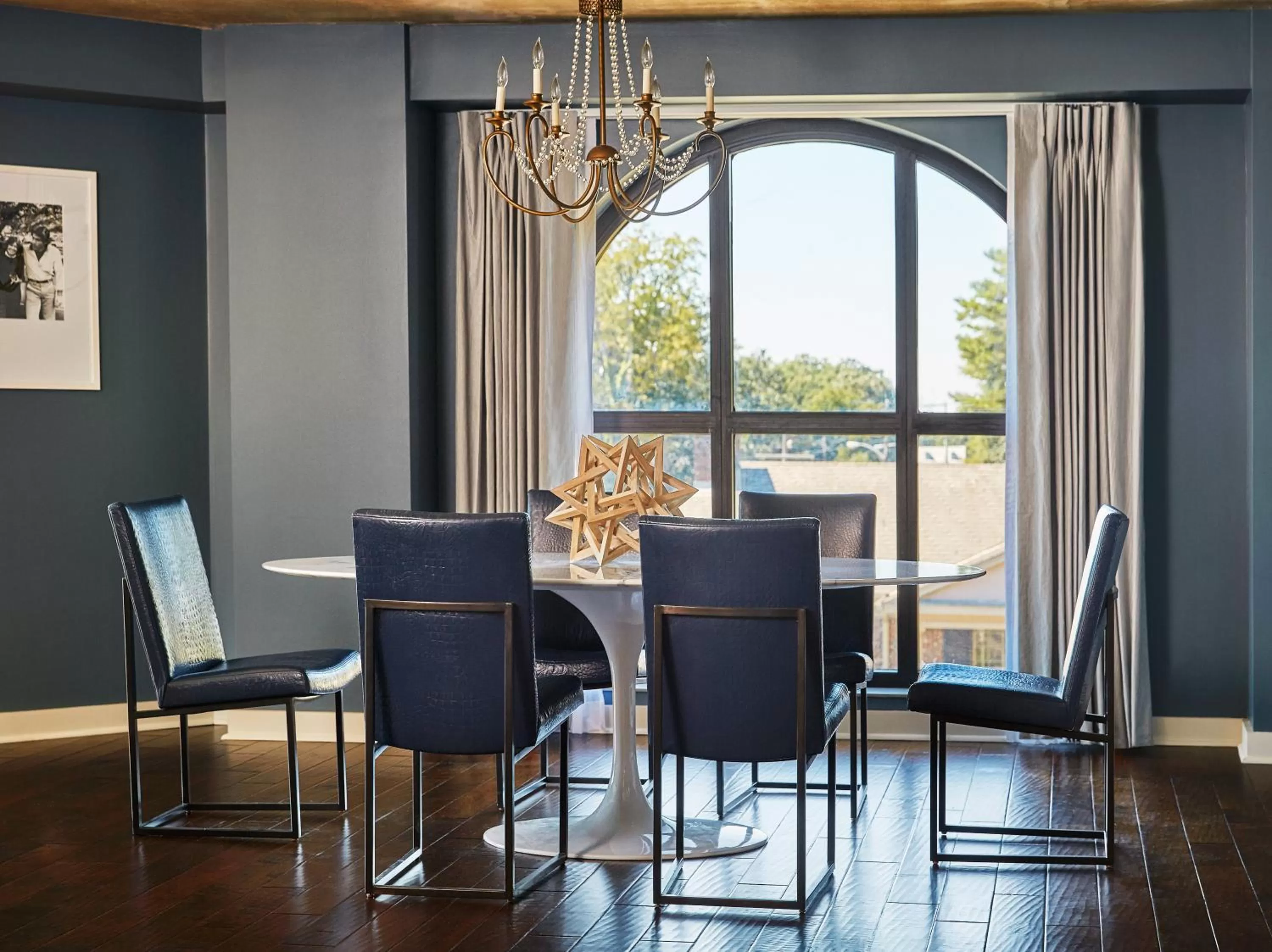 Seating area in Graduate by Hilton Oxford