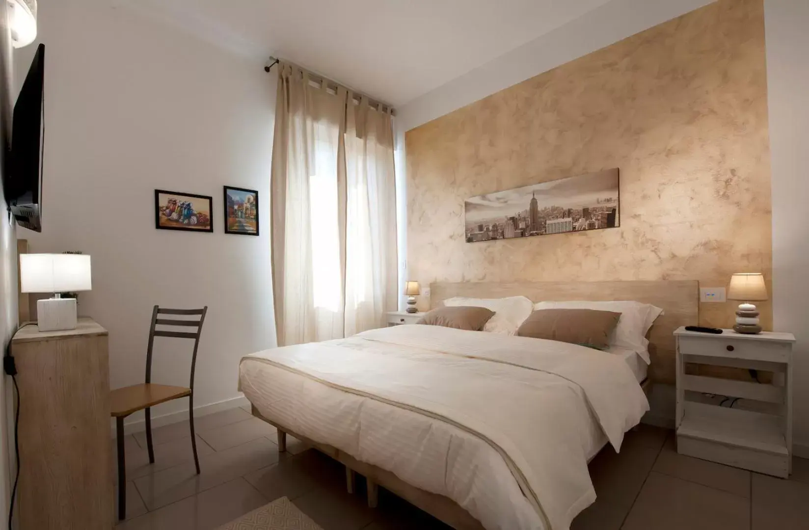 Superior Double or Twin Room in Le Suites - di fronte Ospedale Sacro Cuore Superior Double or Twin Room in Le Suites - di fronte Ospedale Sacro Cuore