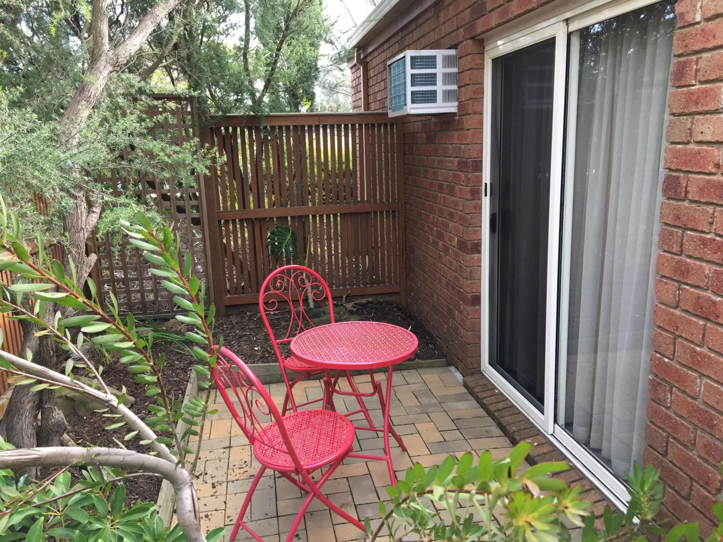 Patio in Inverloch Central Motor Inn